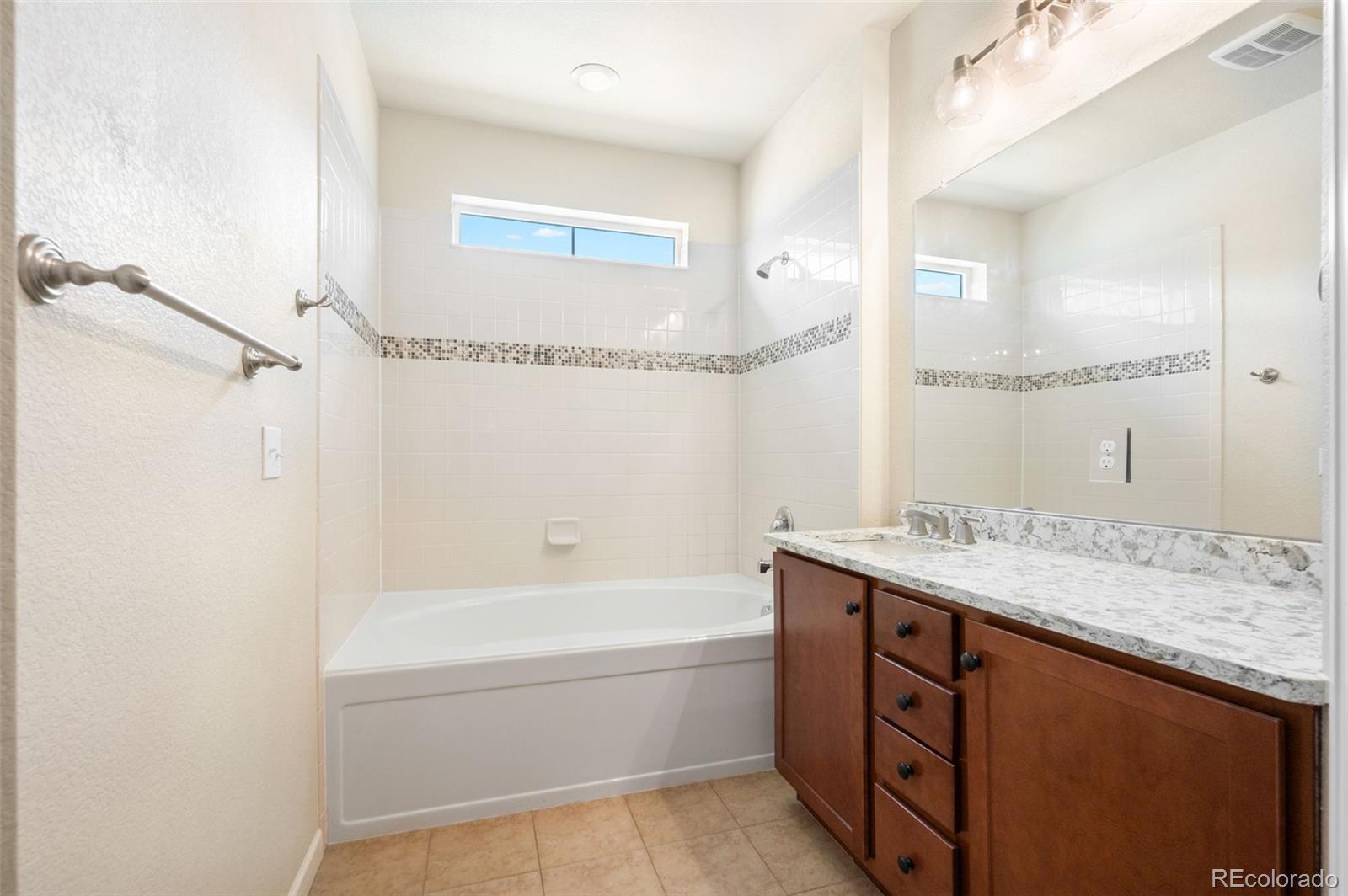 MLS Image #14 for 2214  tamarac street,denver, Colorado