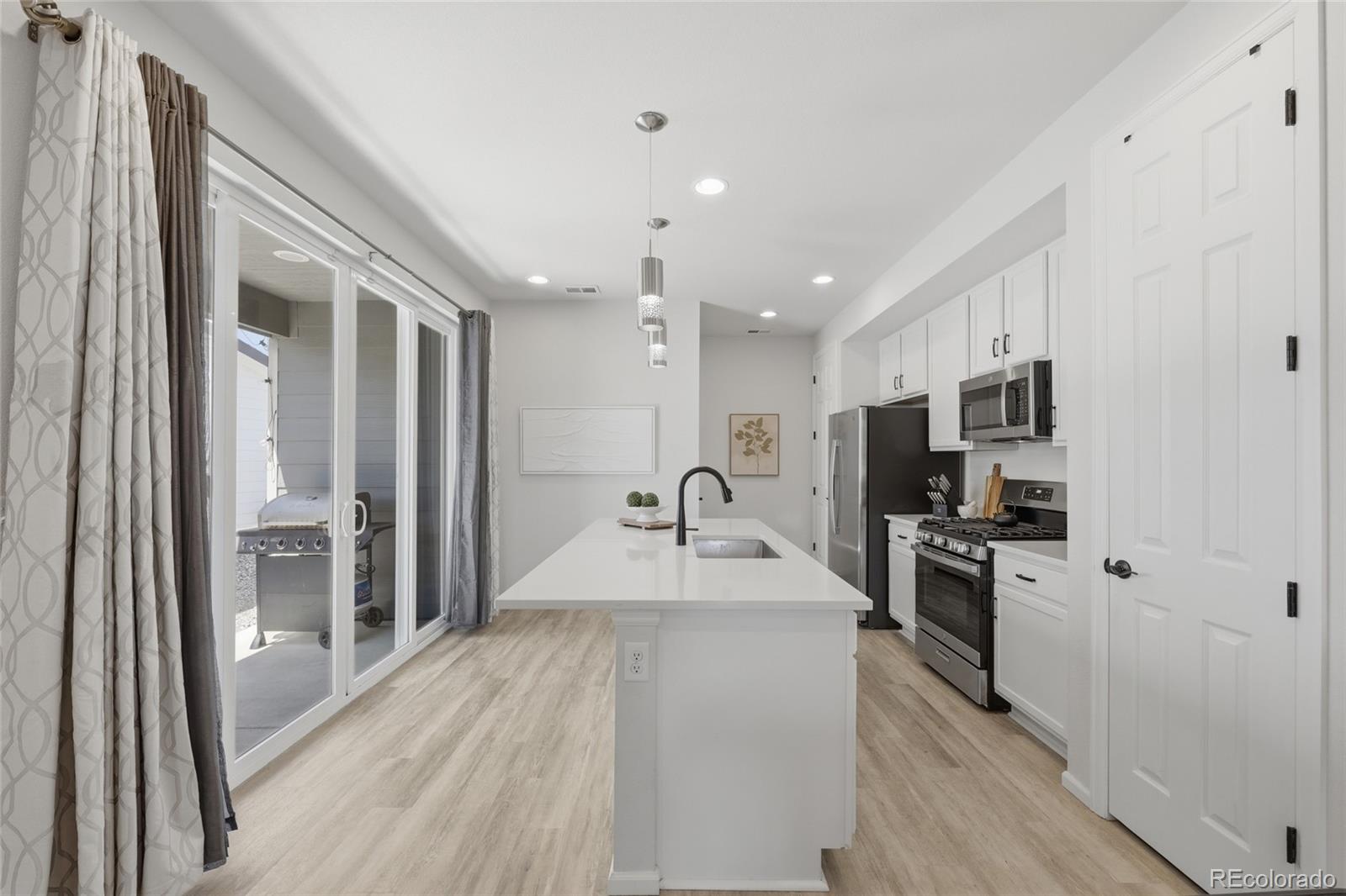 MLS Image #7 for 22876 e tufts place,aurora, Colorado