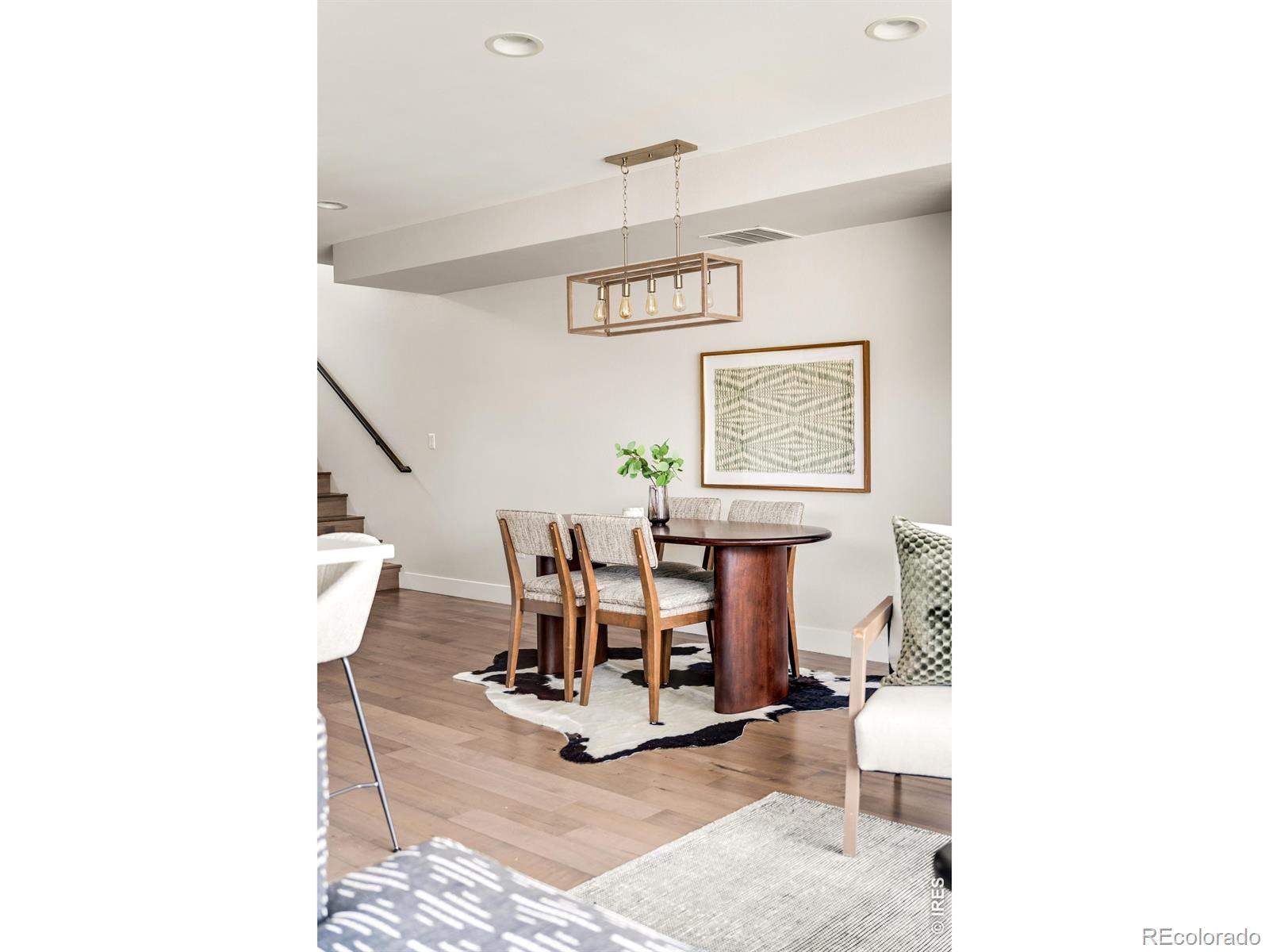 MLS Image #8 for 28 s lincoln street,denver, Colorado