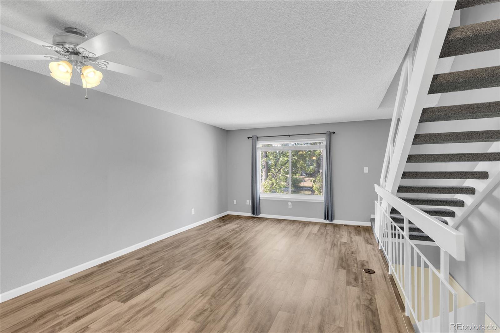 MLS Image #5 for 488 e highline circle,centennial, Colorado