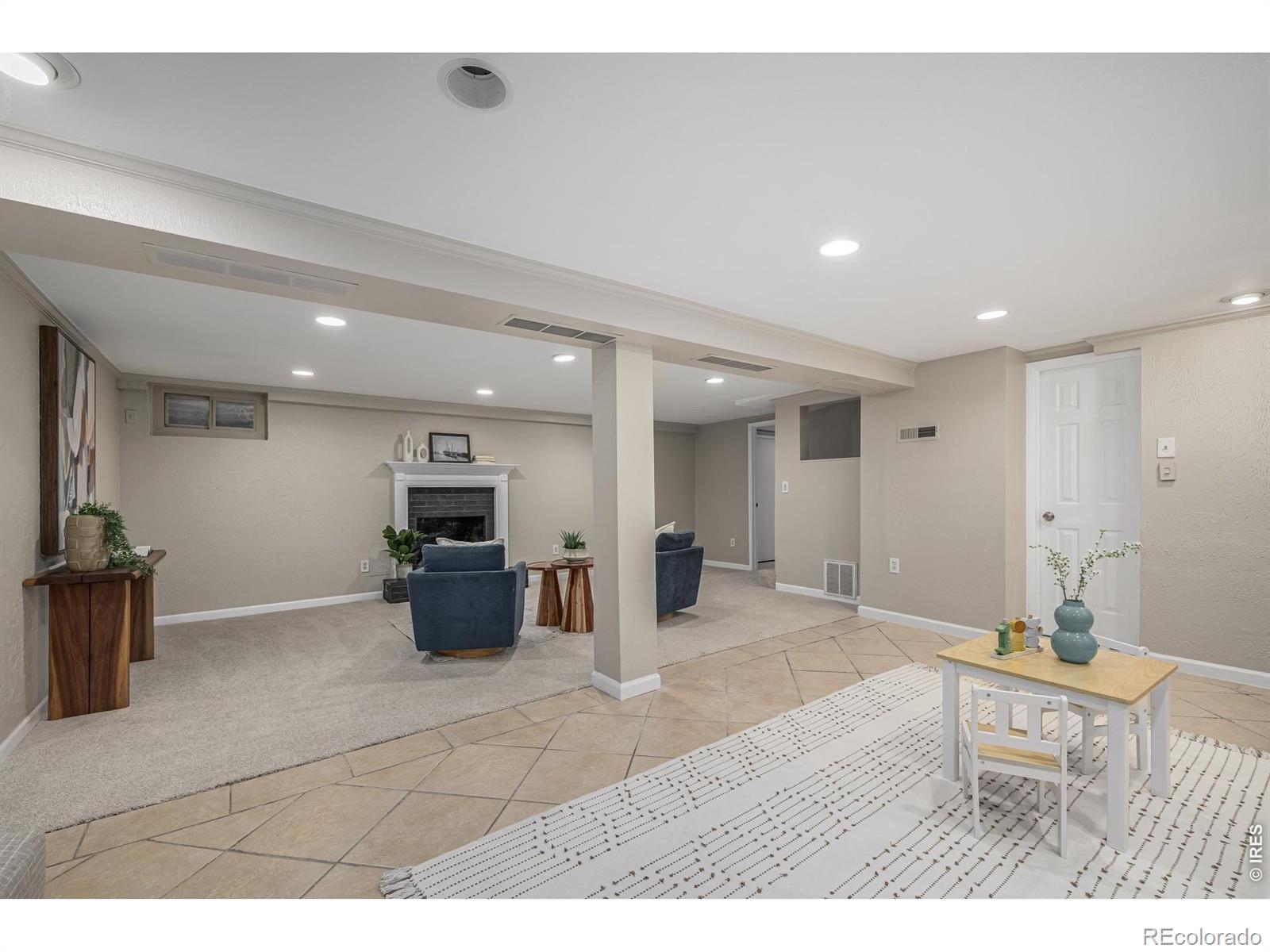 MLS Image #24 for 2540 s jasmine street,denver, Colorado