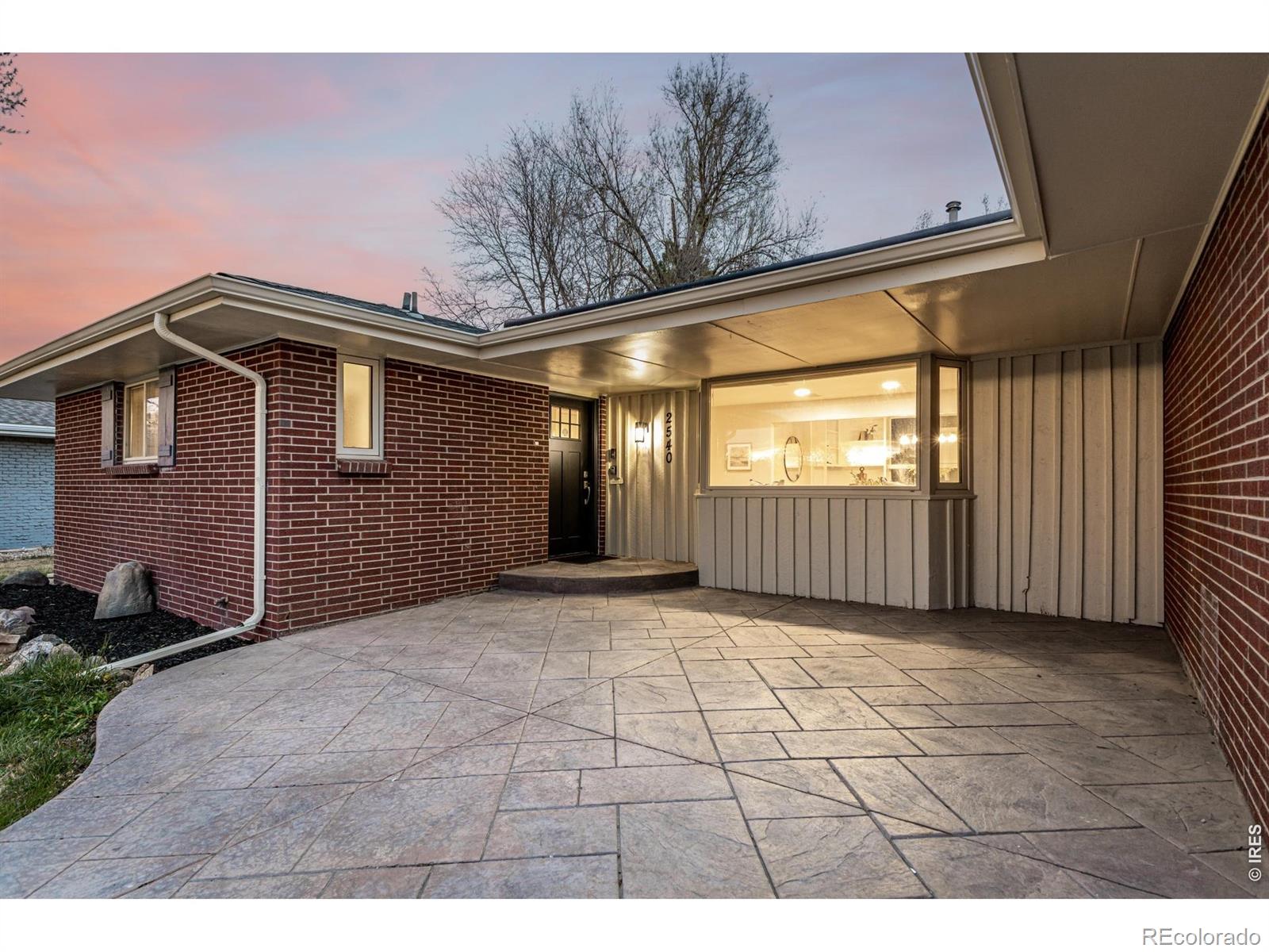 MLS Image #30 for 2540 s jasmine street,denver, Colorado