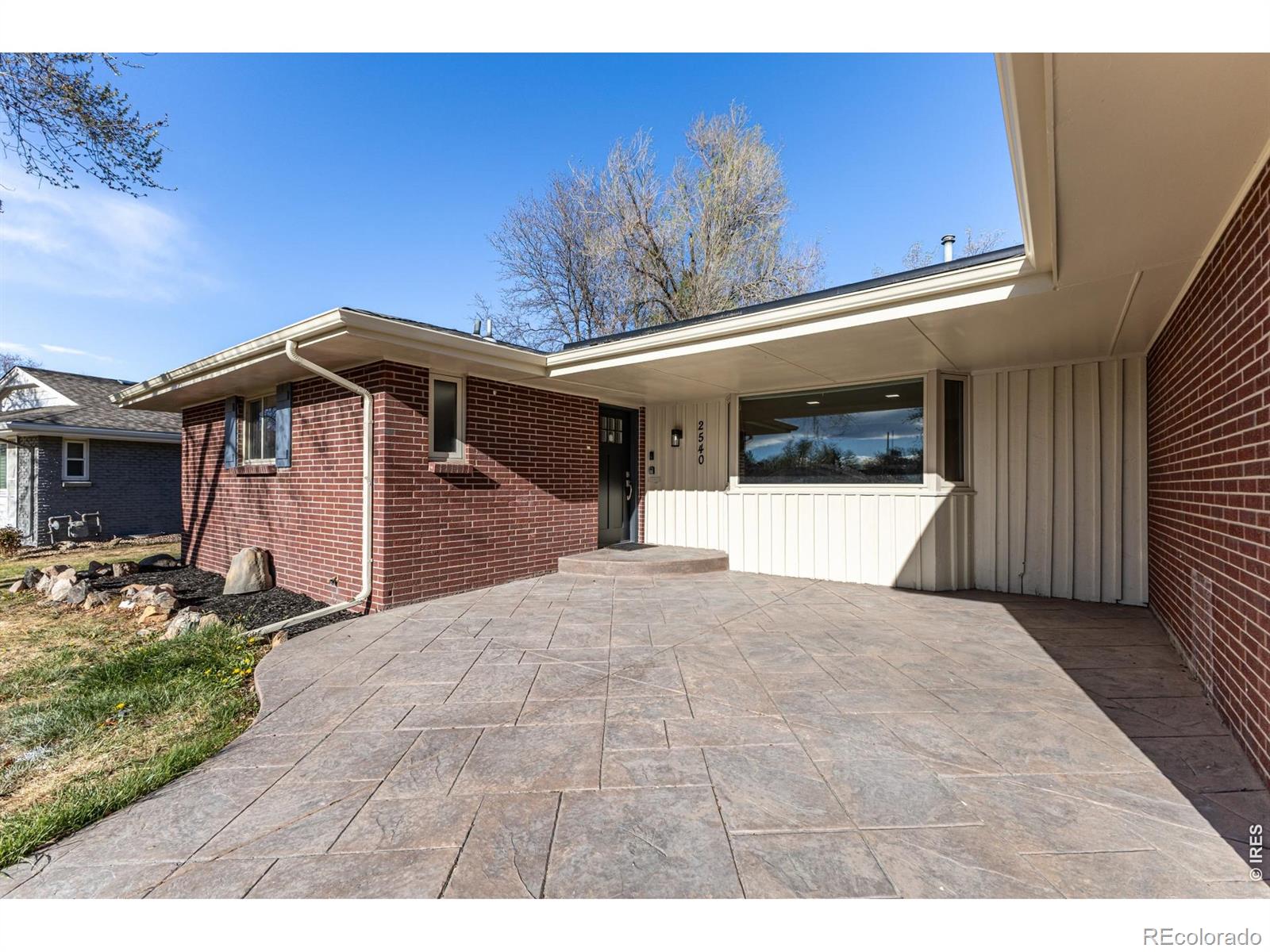 MLS Image #31 for 2540 s jasmine street,denver, Colorado