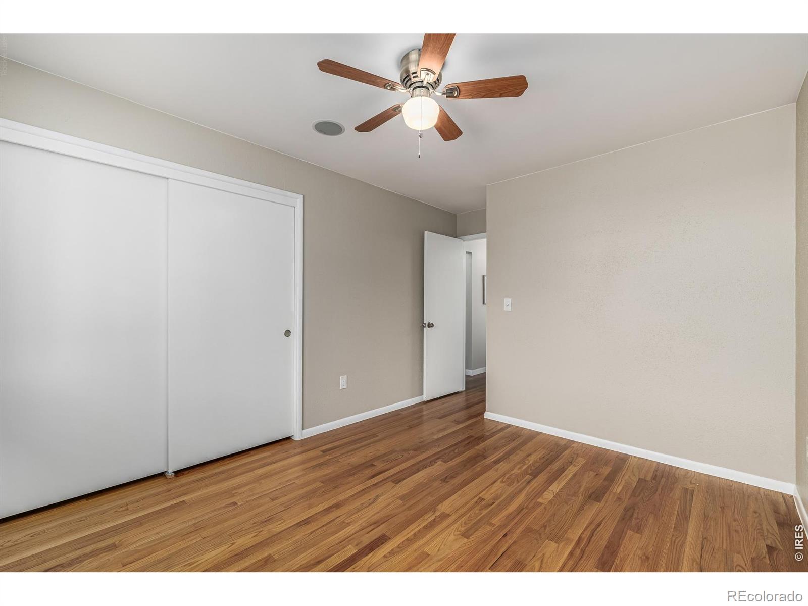 MLS Image #36 for 2540 s jasmine street,denver, Colorado