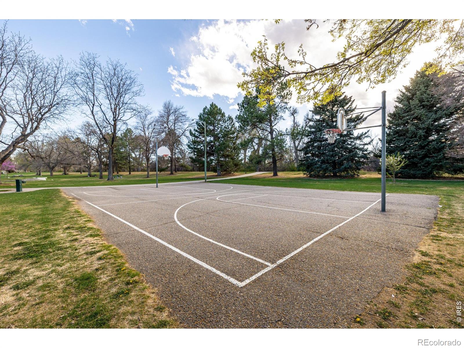 MLS Image #44 for 2540 s jasmine street,denver, Colorado