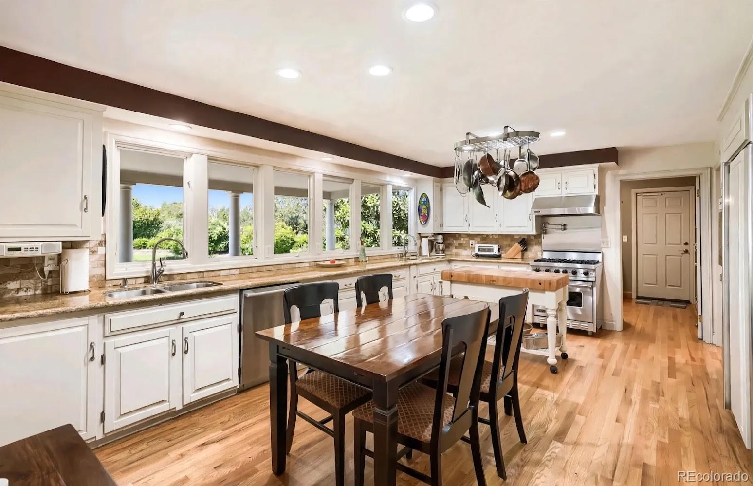 MLS Image #14 for 5522 w lakeridge road,lakewood, Colorado