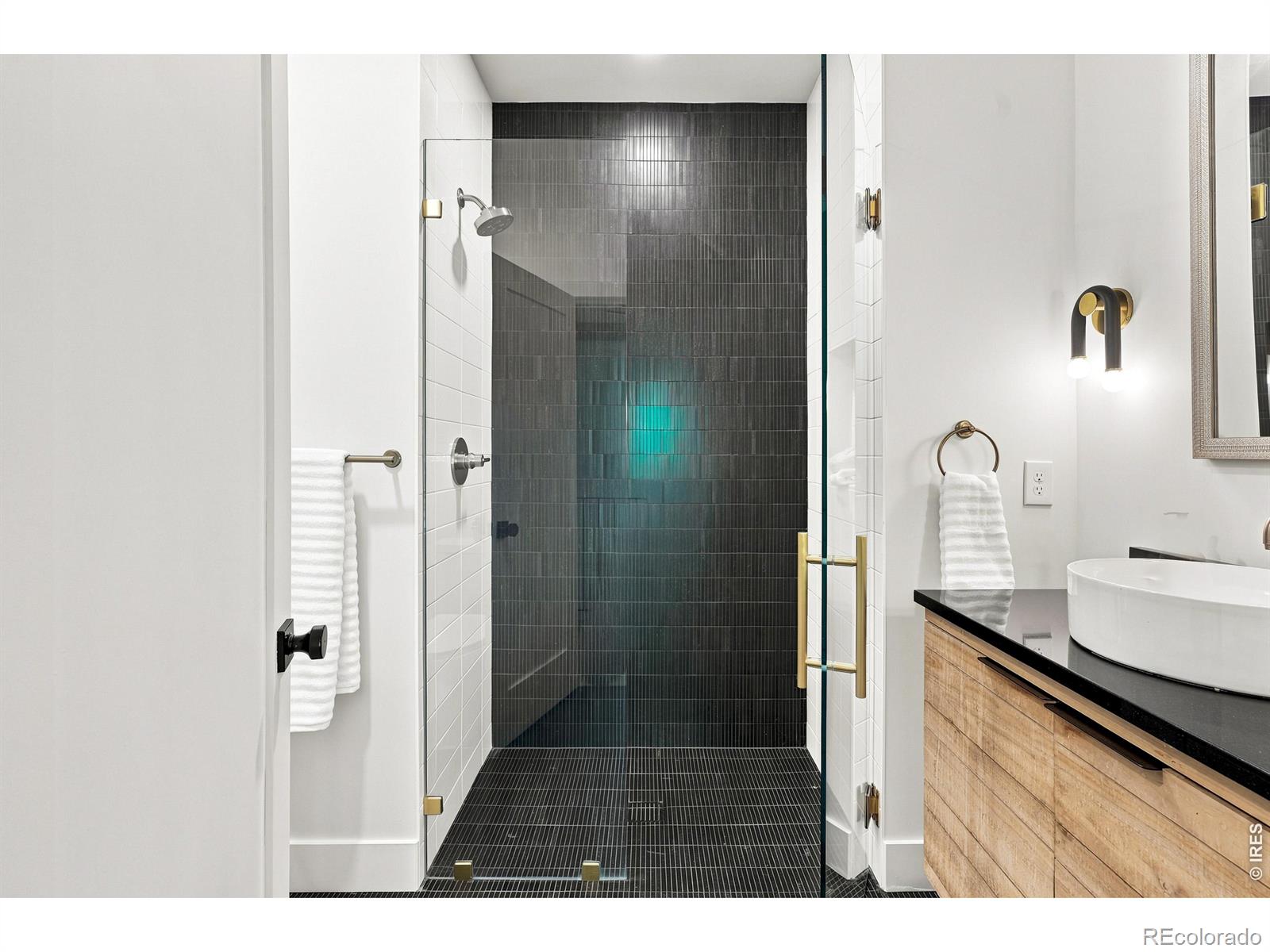 MLS Image #24 for 1008  commanche drive,fort collins, Colorado