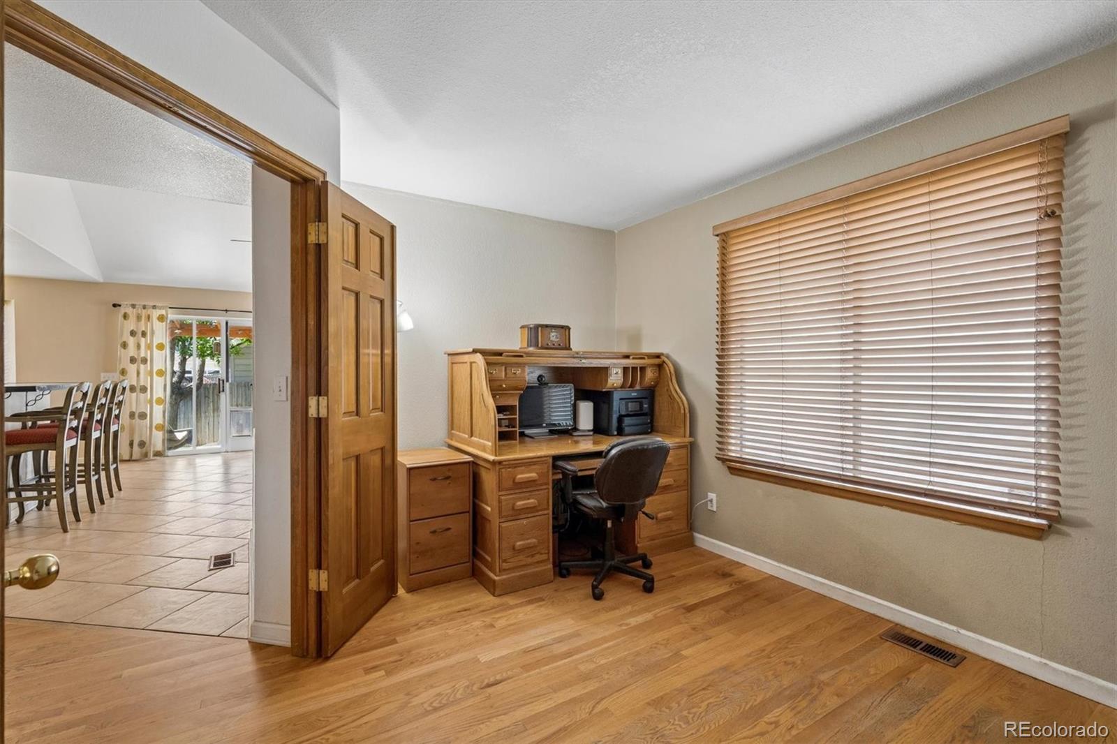 MLS Image #12 for 10017  westside circle,littleton, Colorado