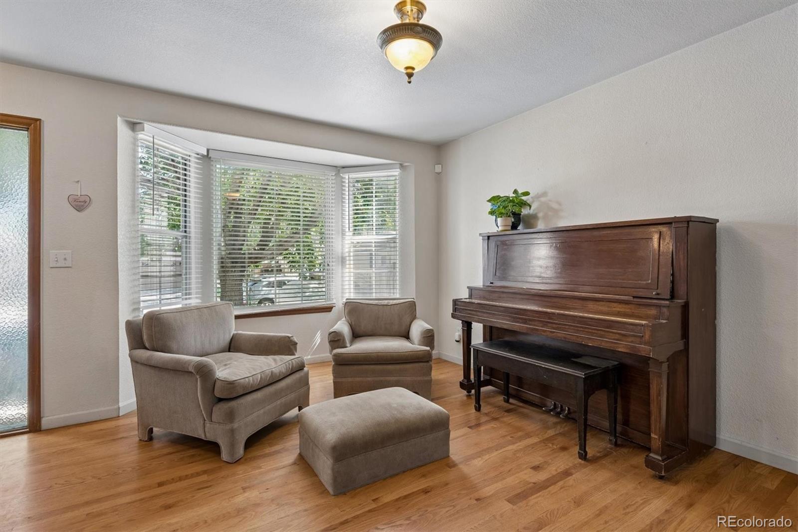 MLS Image #4 for 10017  westside circle,littleton, Colorado