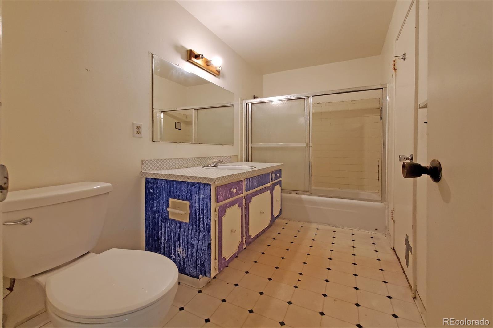 MLS Image #13 for 12622 w virginia avenue,denver, Colorado