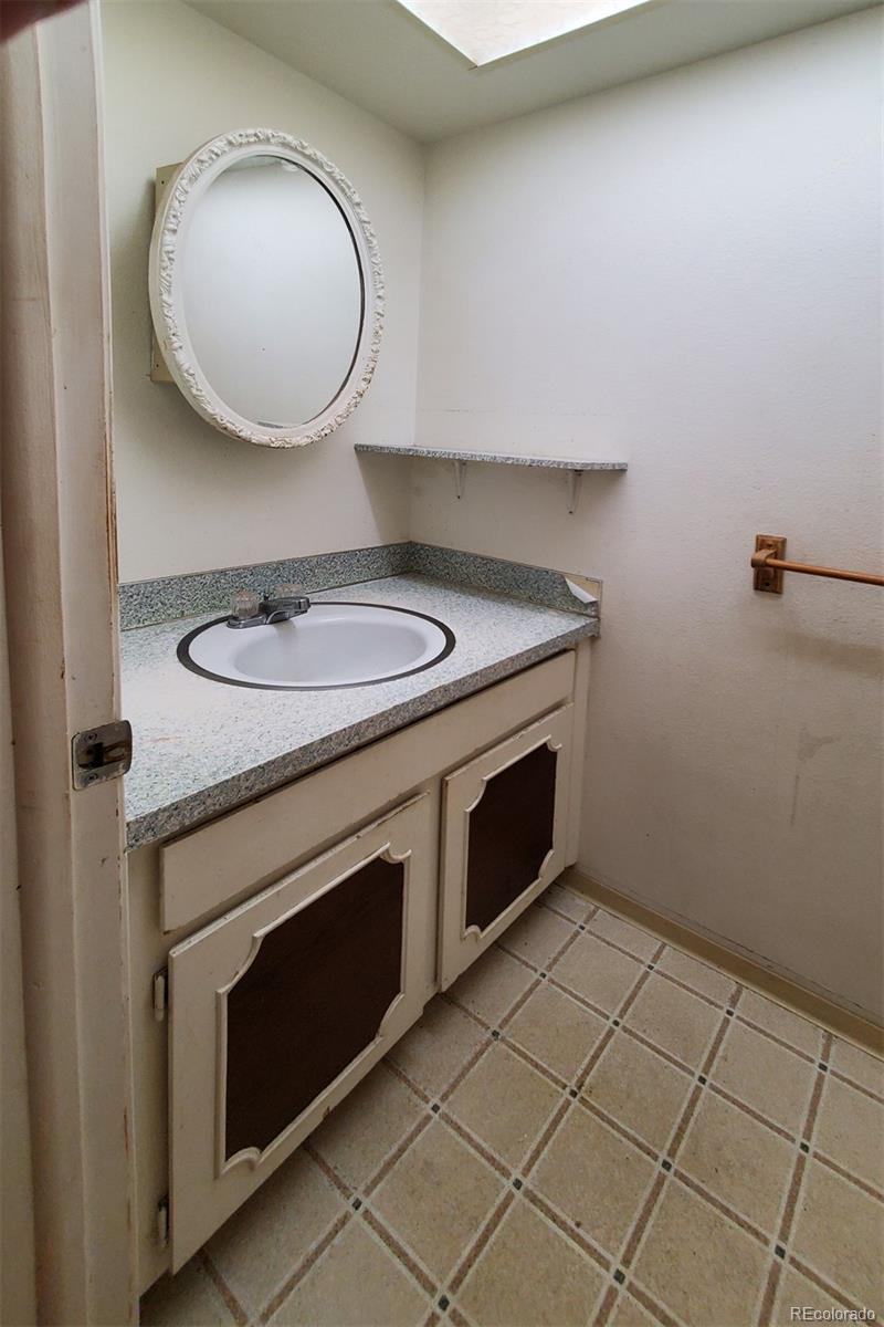 MLS Image #4 for 12622 w virginia avenue,denver, Colorado