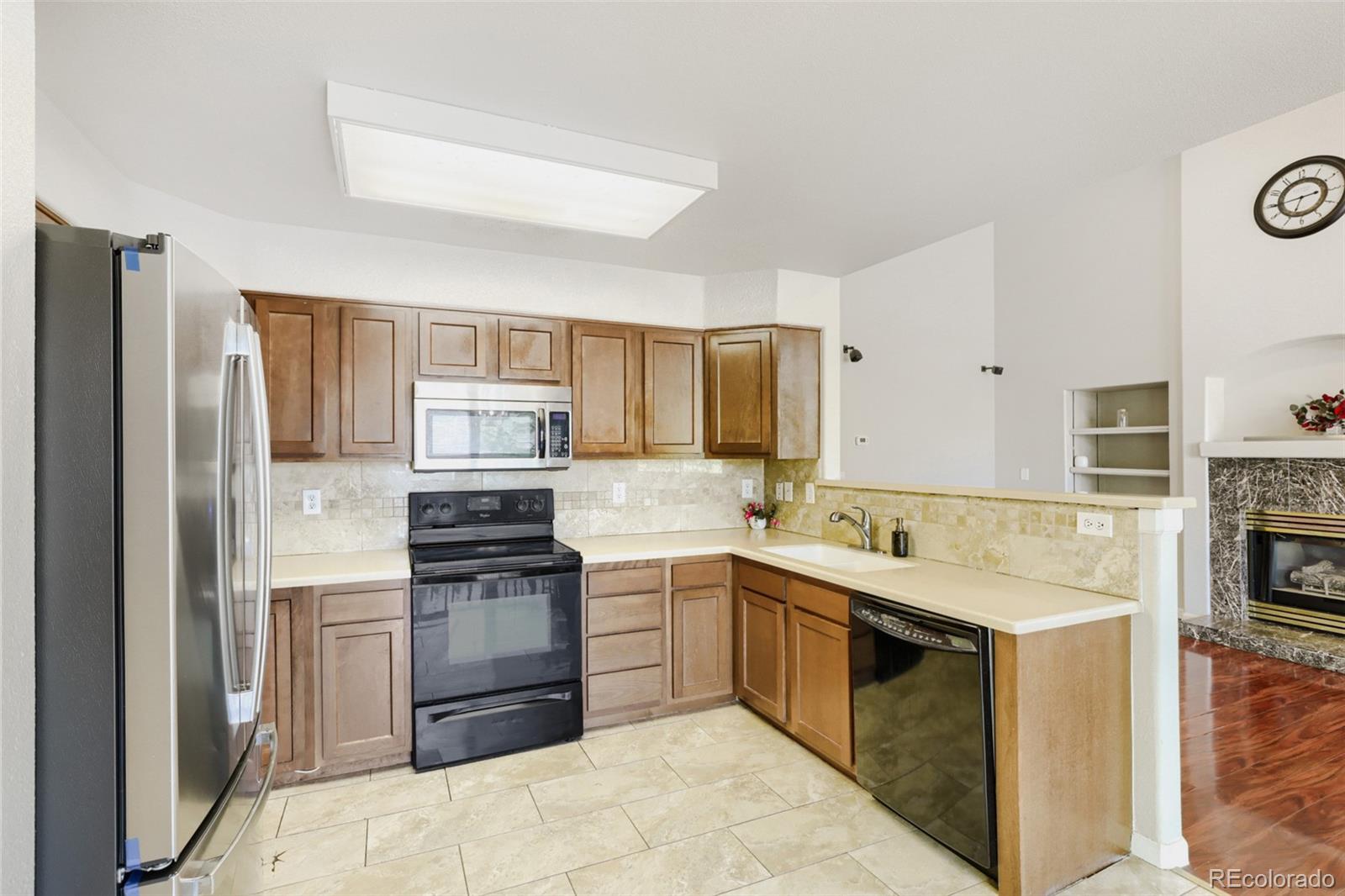 MLS Image #8 for 5307 s jebel way,aurora, Colorado