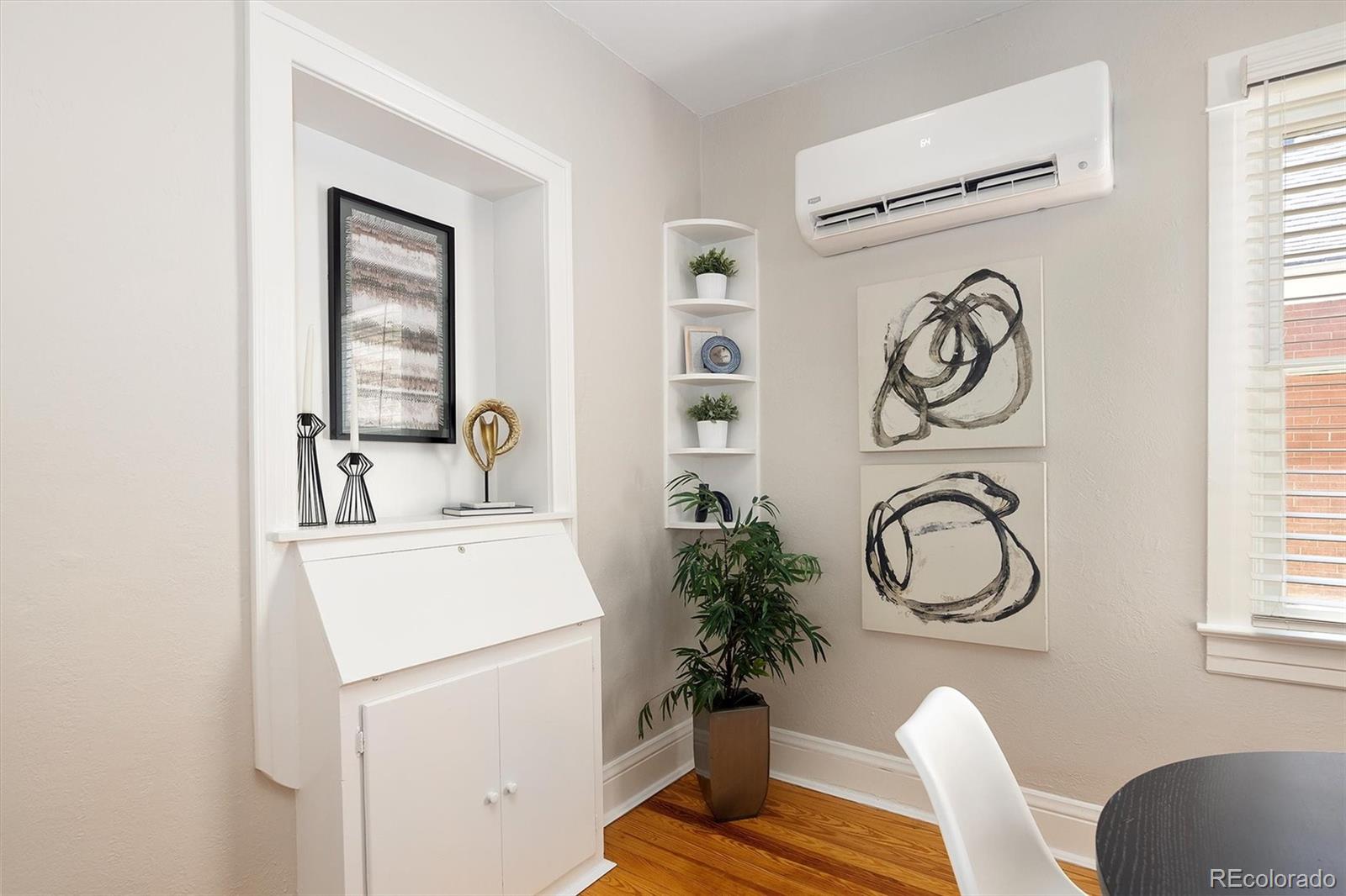 MLS Image #12 for 1432 s clarkson street,denver, Colorado