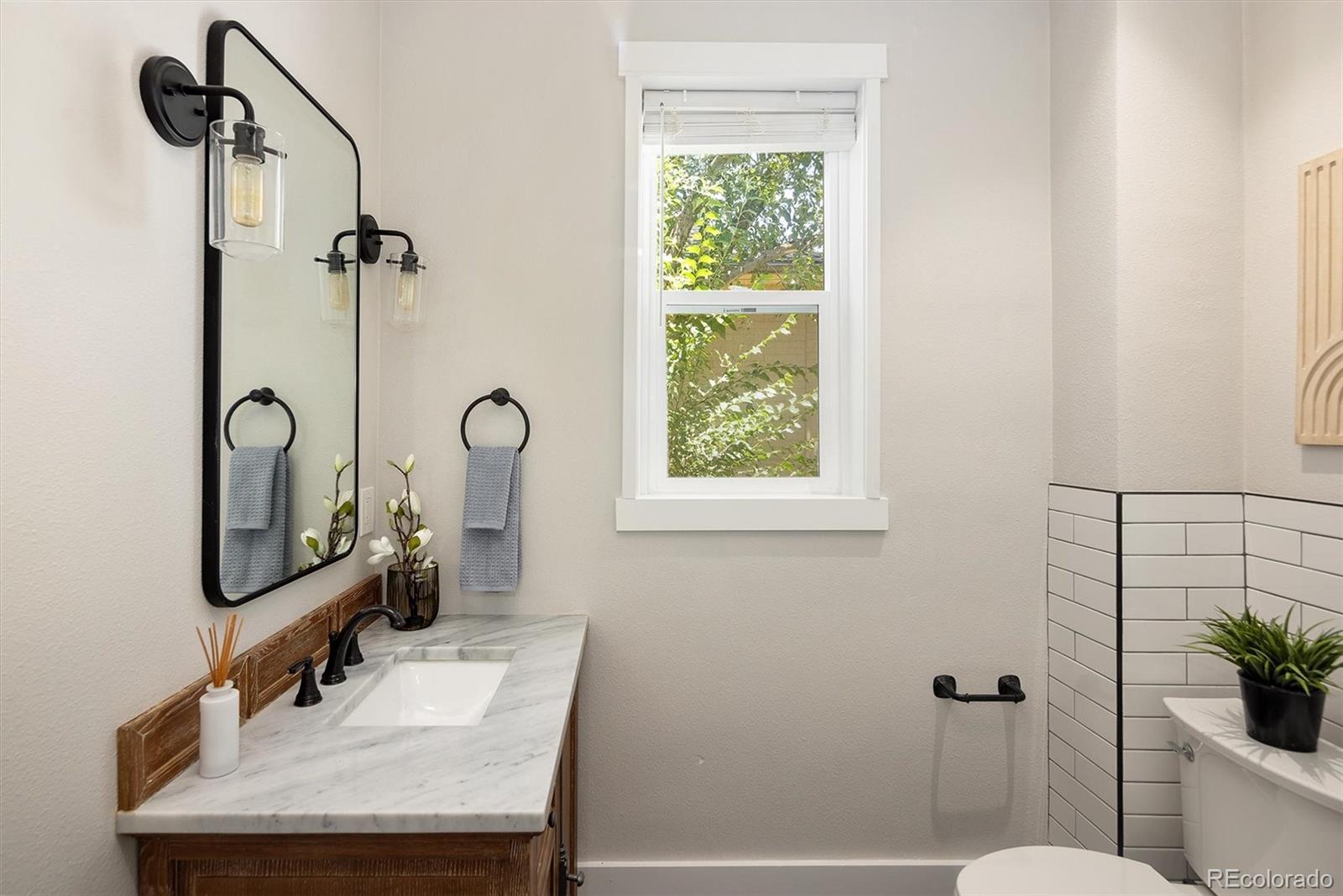MLS Image #21 for 1432 s clarkson street,denver, Colorado