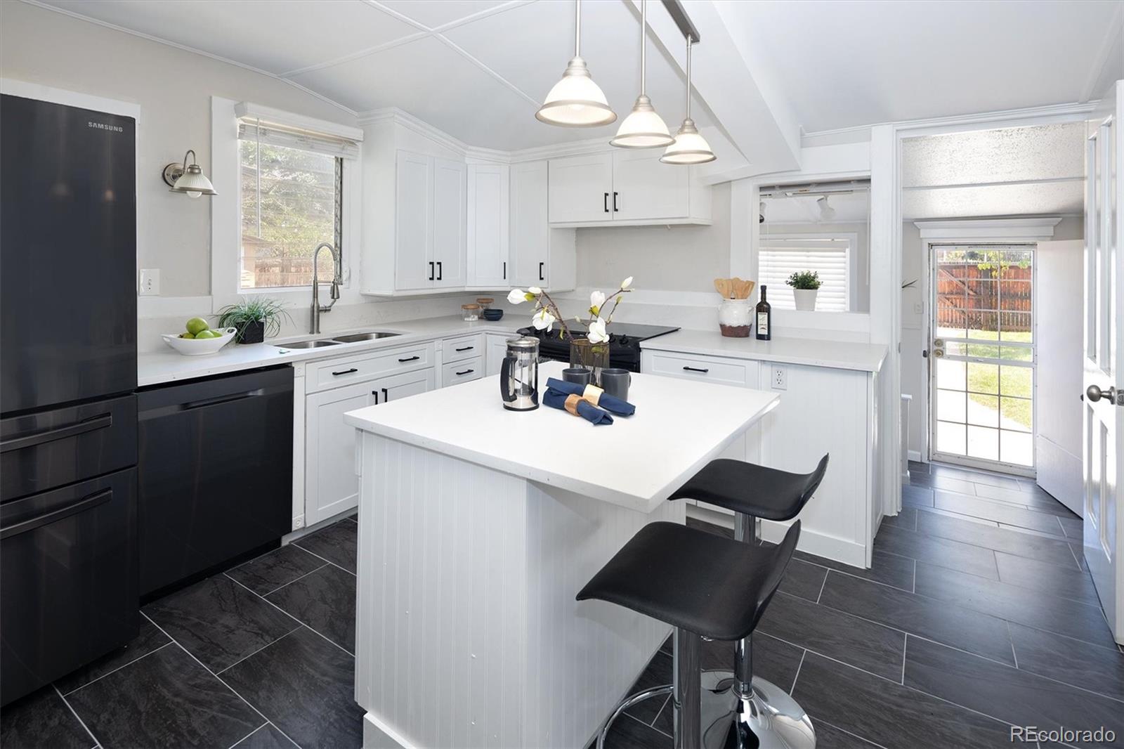 MLS Image #28 for 1432 s clarkson street,denver, Colorado