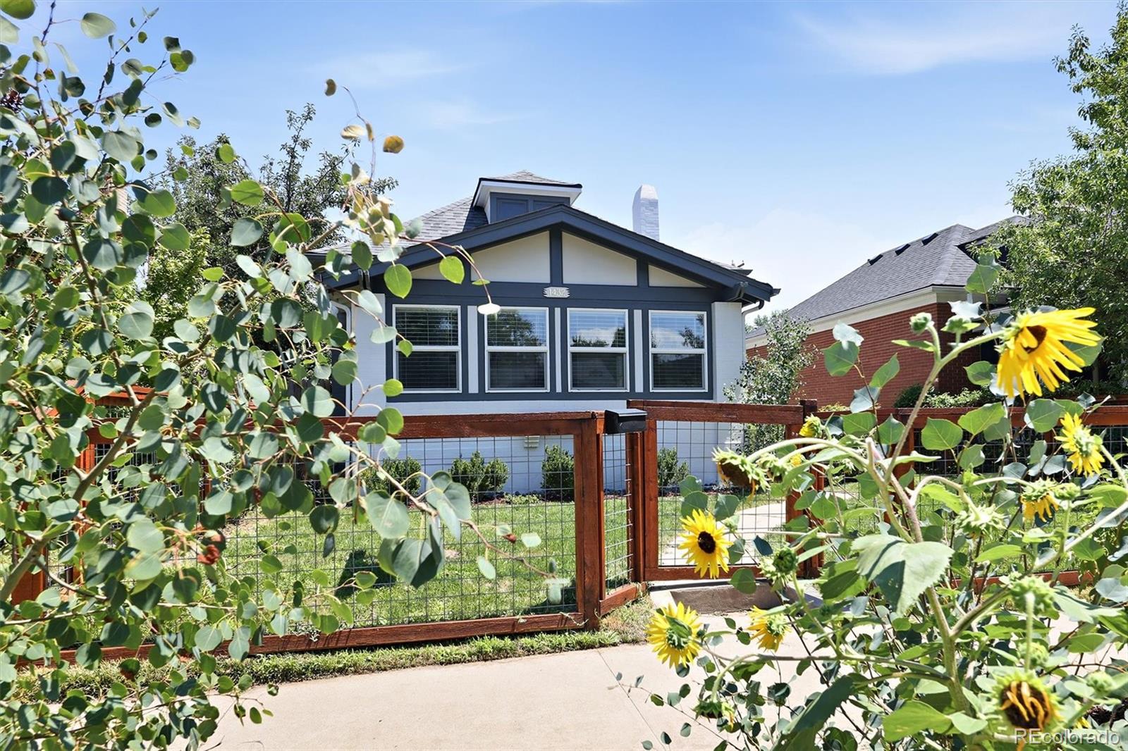 MLS Image #3 for 1432 s clarkson street,denver, Colorado