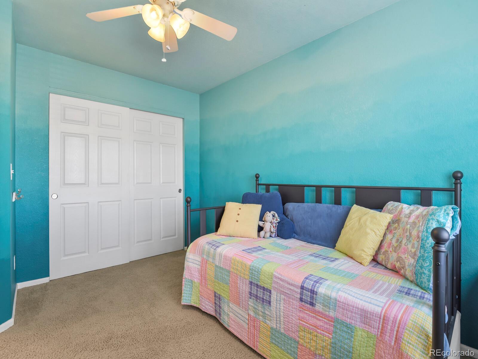 MLS Image #21 for 19408 e 40th place,denver, Colorado