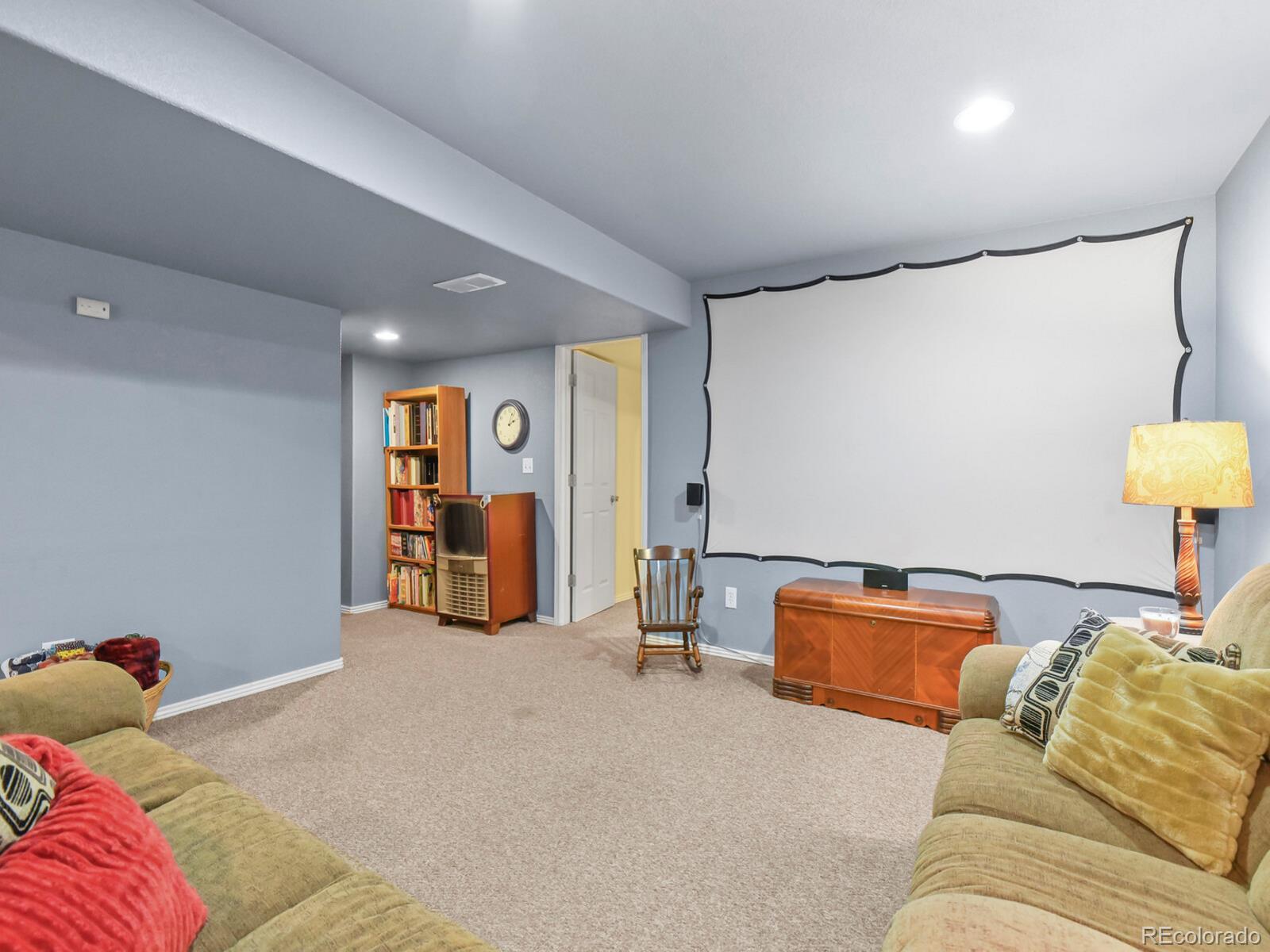 MLS Image #23 for 19408 e 40th place,denver, Colorado