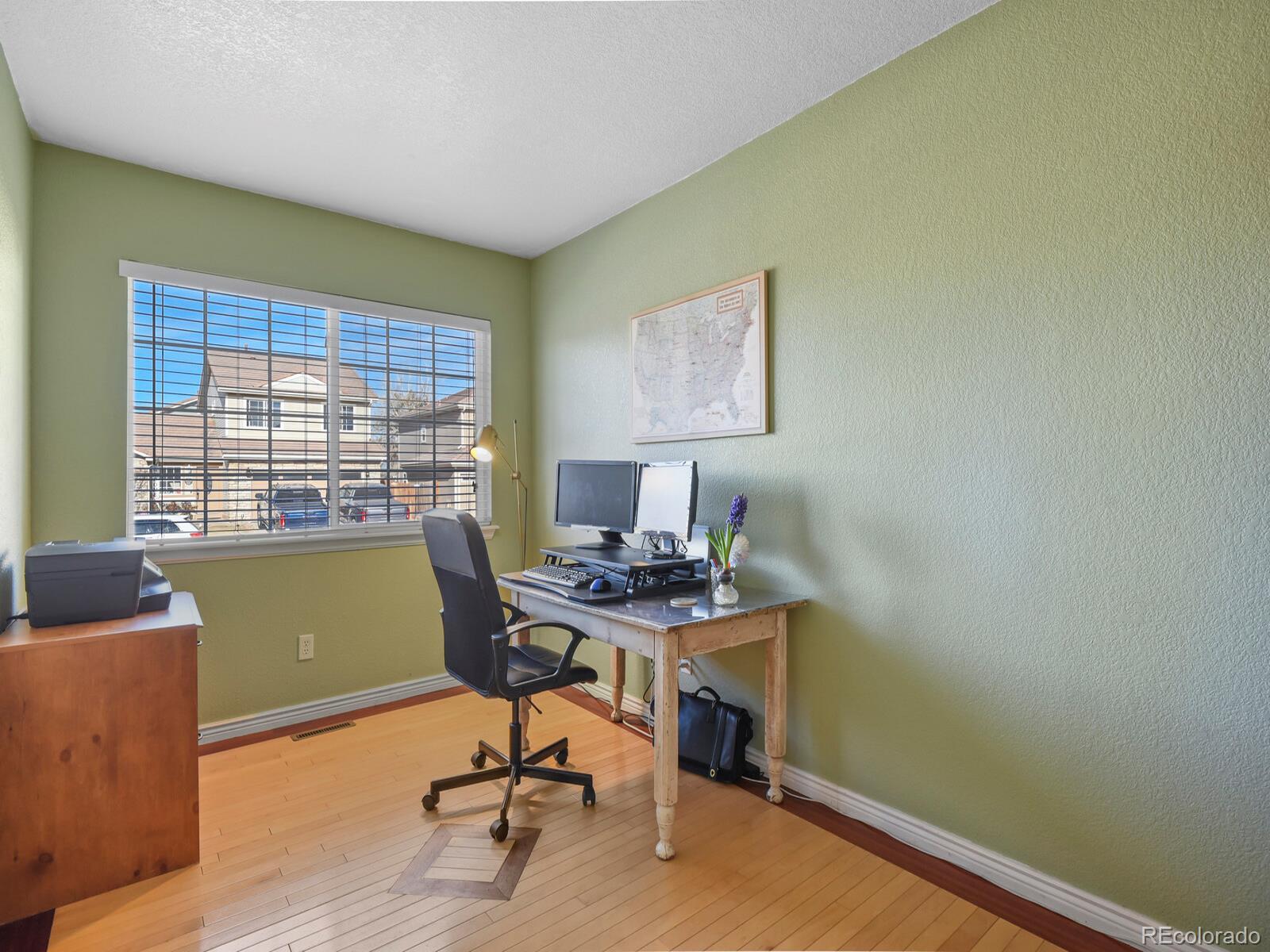 MLS Image #5 for 19408 e 40th place,denver, Colorado