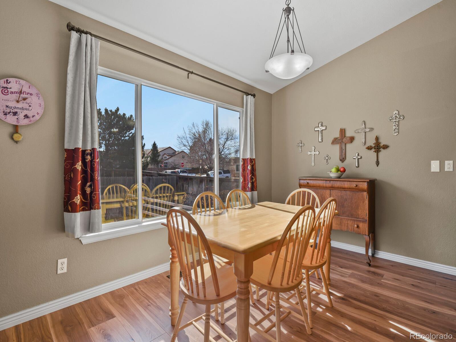 MLS Image #9 for 19408 e 40th place,denver, Colorado