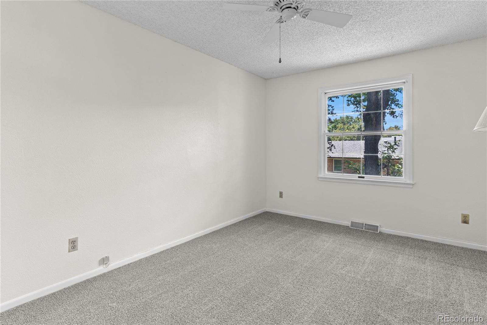 MLS Image #10 for 13952 e arizona avenue,aurora, Colorado
