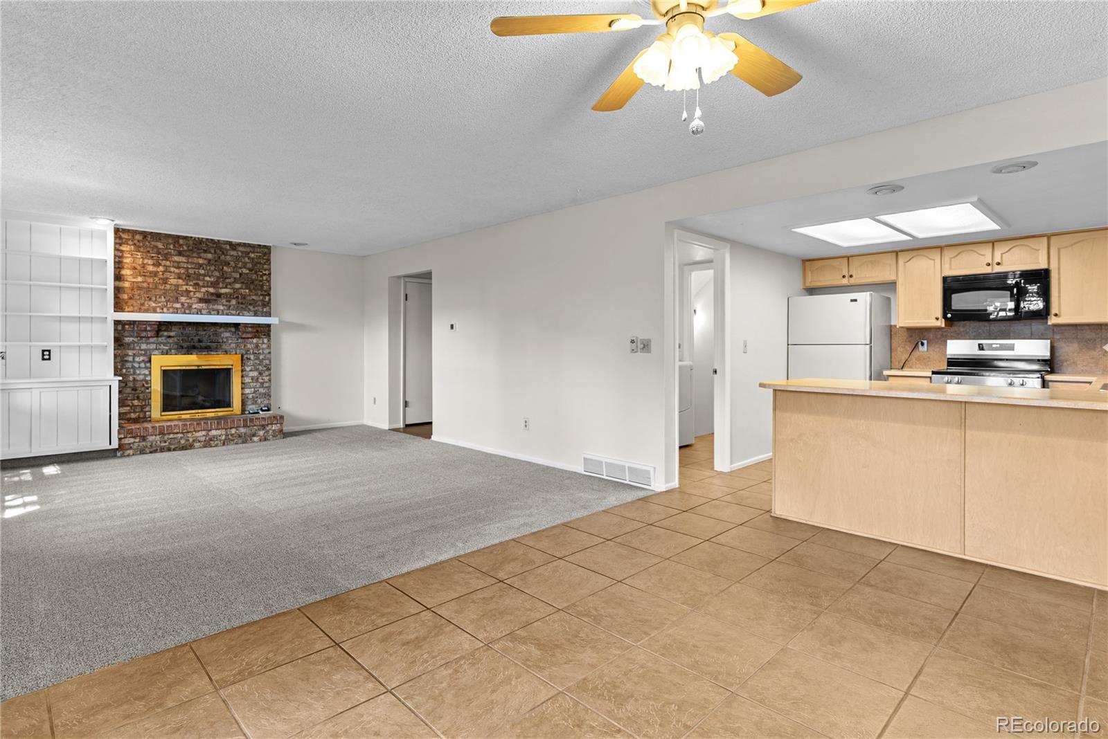 MLS Image #5 for 13952 e arizona avenue,aurora, Colorado