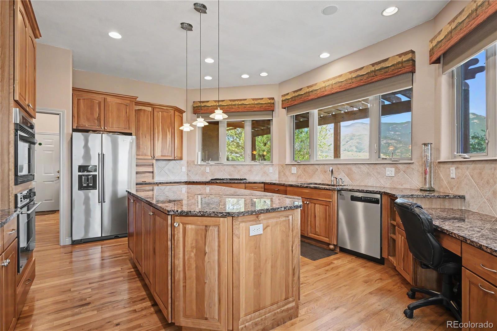 MLS Image #12 for 226 n 27th street,colorado springs, Colorado