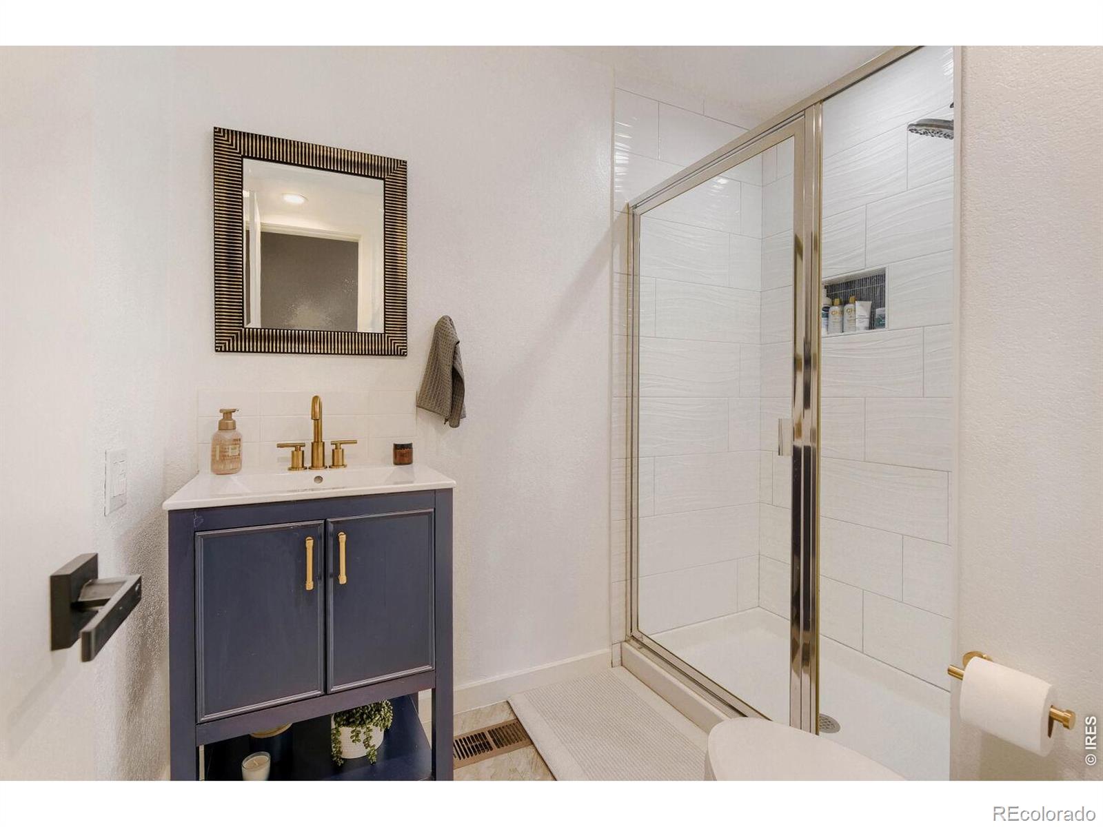 MLS Image #18 for 6556 s adams court,littleton, Colorado