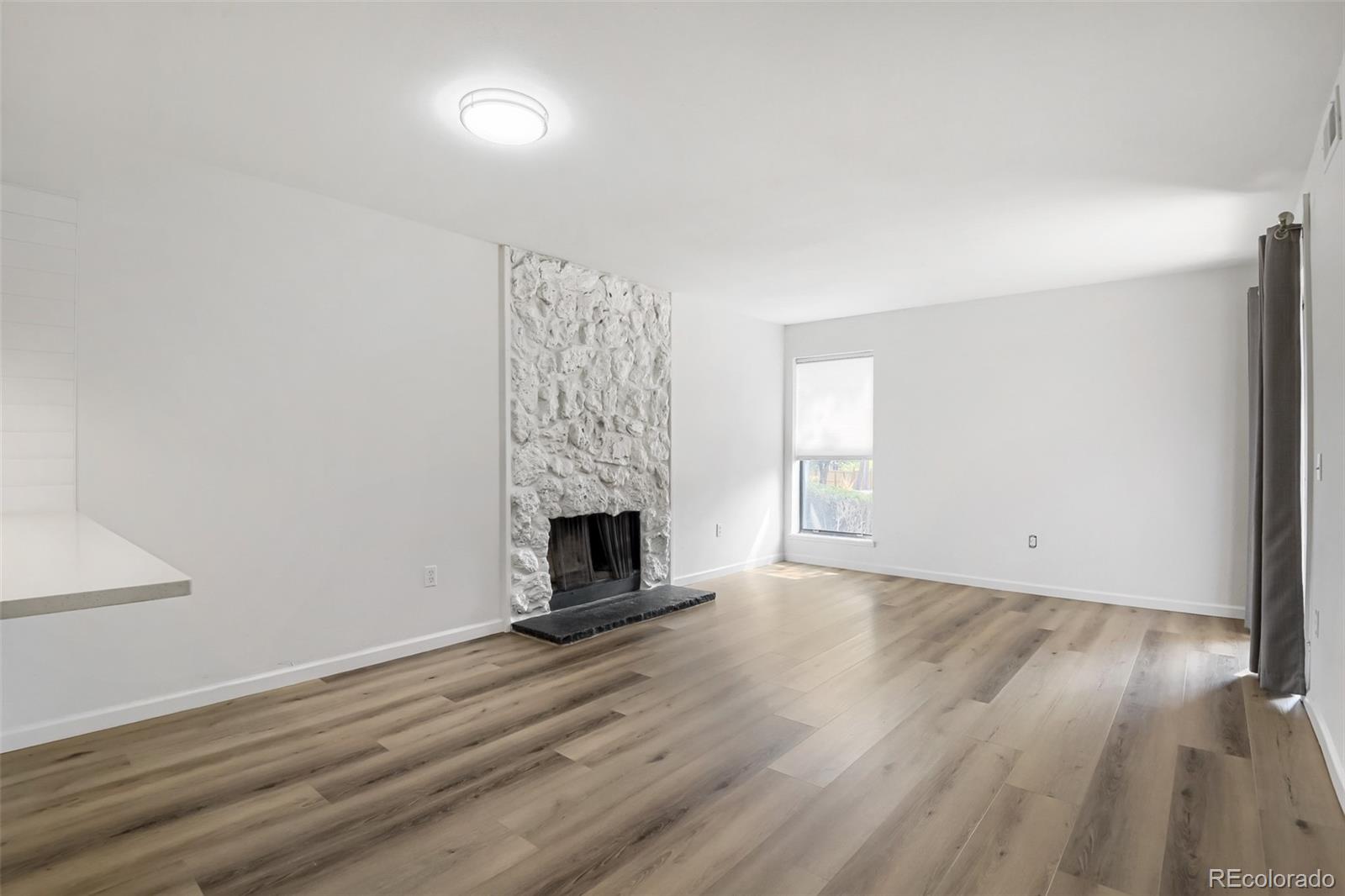 MLS Image #3 for 6400 s dayton street,greenwood village, Colorado