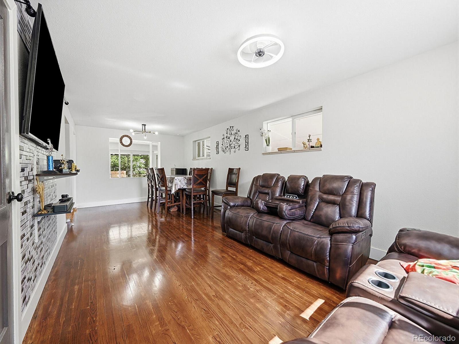 MLS Image #3 for 517  elmira street,aurora, Colorado