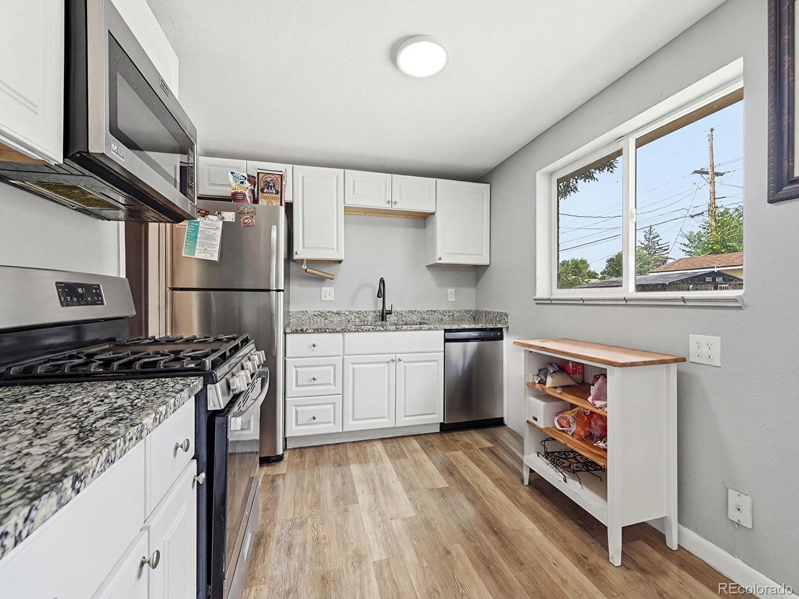 MLS Image #7 for 517  elmira street,aurora, Colorado