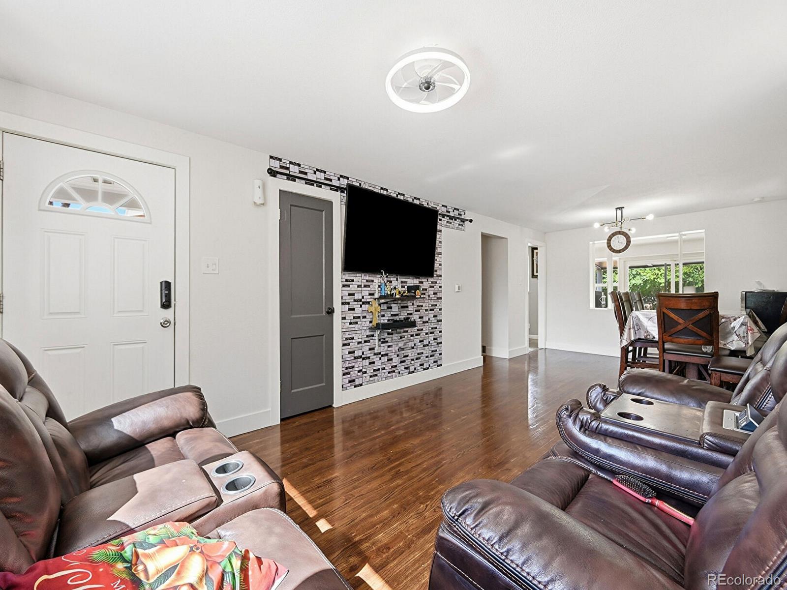 MLS Image #9 for 517  elmira street,aurora, Colorado