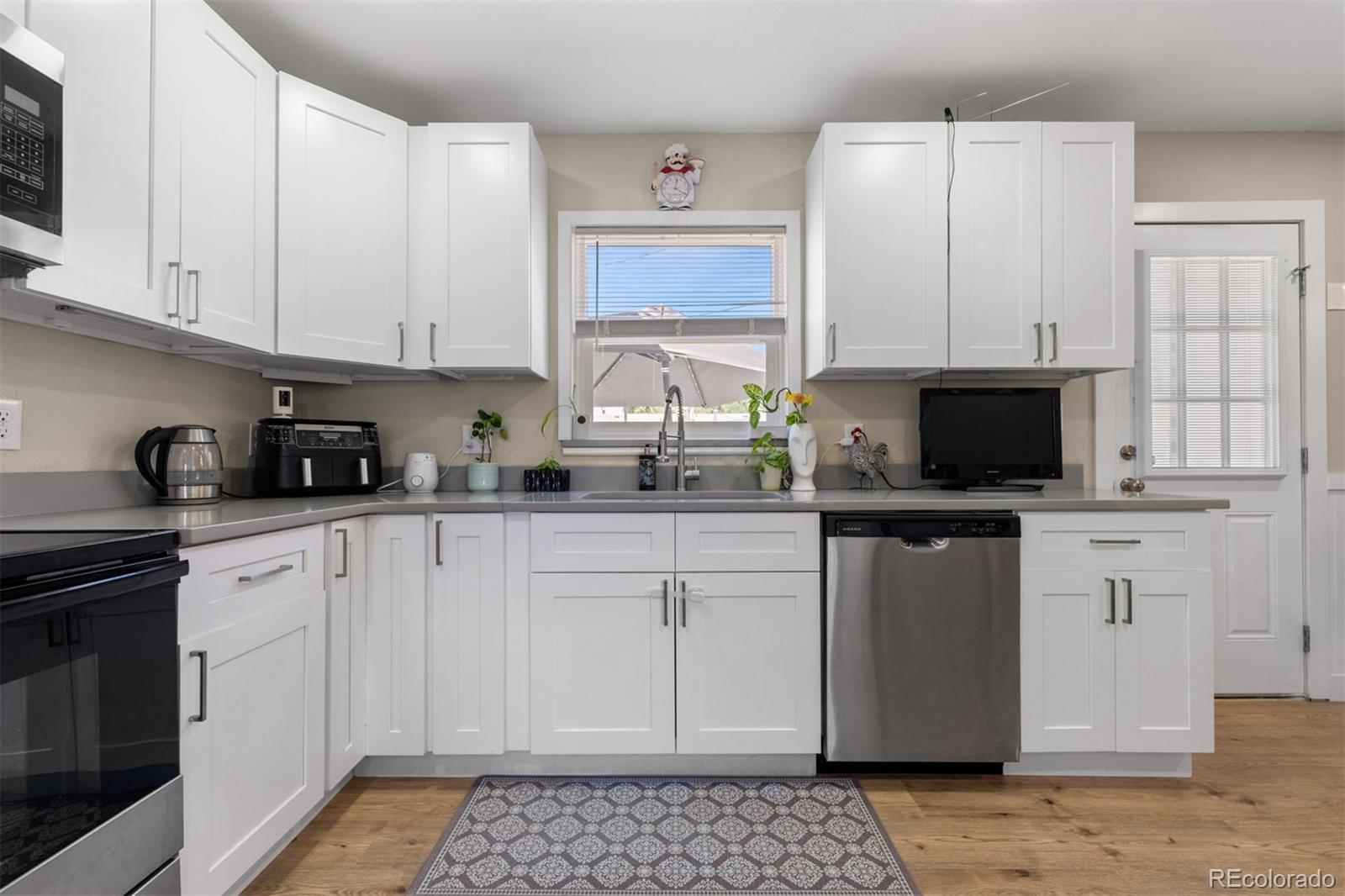 MLS Image #7 for 1604  garwood drive,pueblo, Colorado