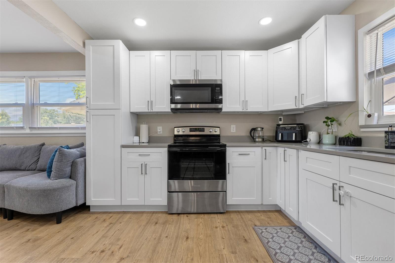 MLS Image #8 for 1604  garwood drive,pueblo, Colorado