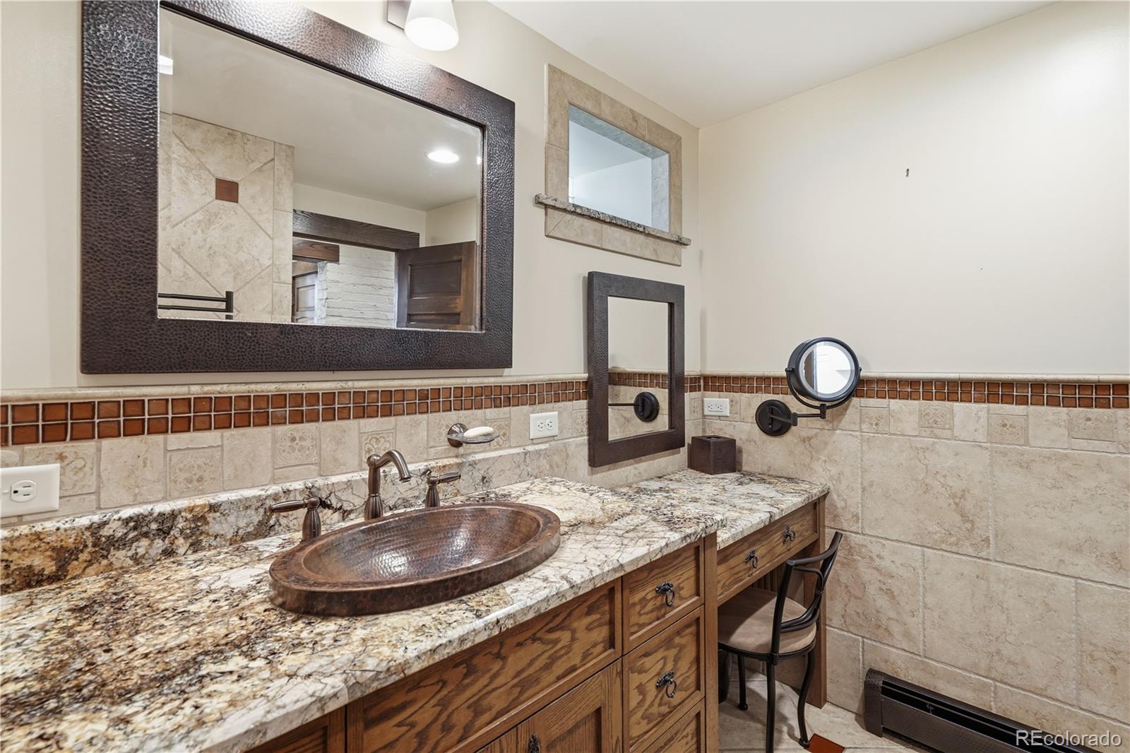 MLS Image #37 for 2390  forest street,denver, Colorado