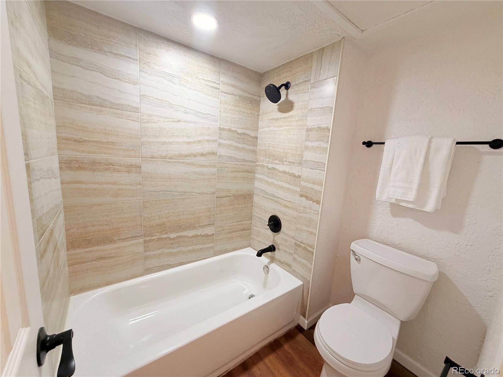 MLS Image #13 for 9995 e harvard avenue,denver, Colorado