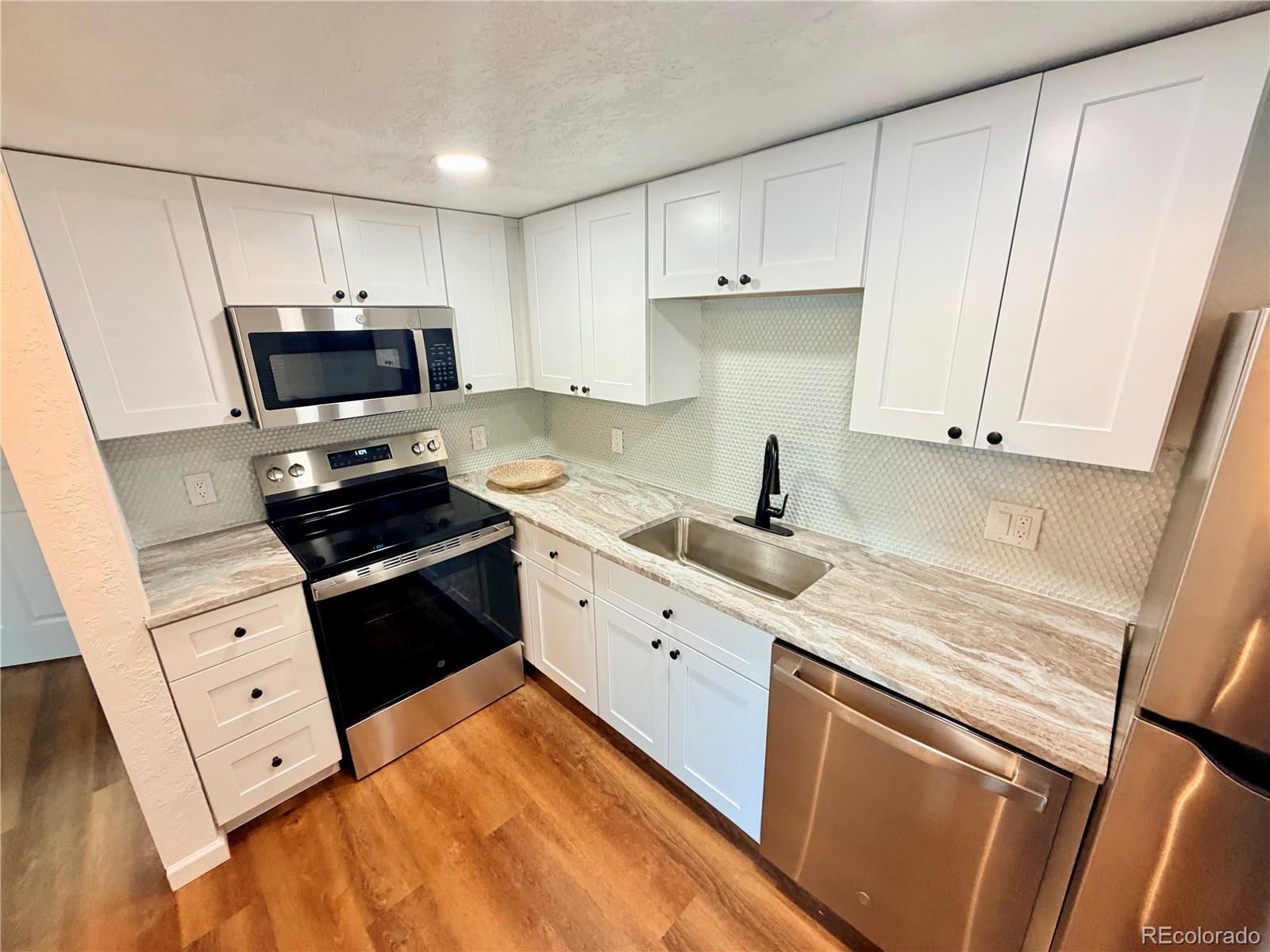 MLS Image #9 for 9995 e harvard avenue,denver, Colorado