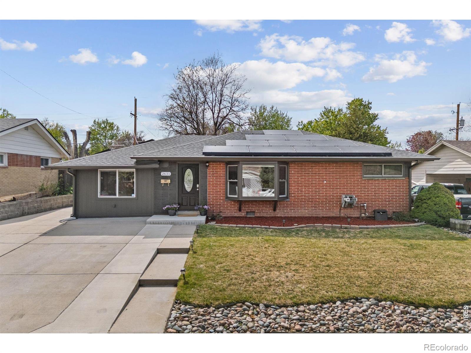 MLS Image #4 for 2631 s newton street,denver, Colorado
