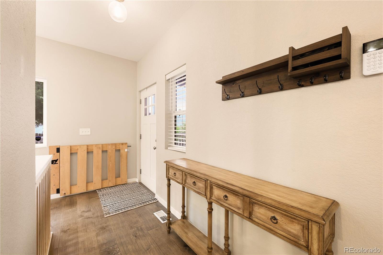 MLS Image #4 for 685 w platte avenue,colorado springs, Colorado