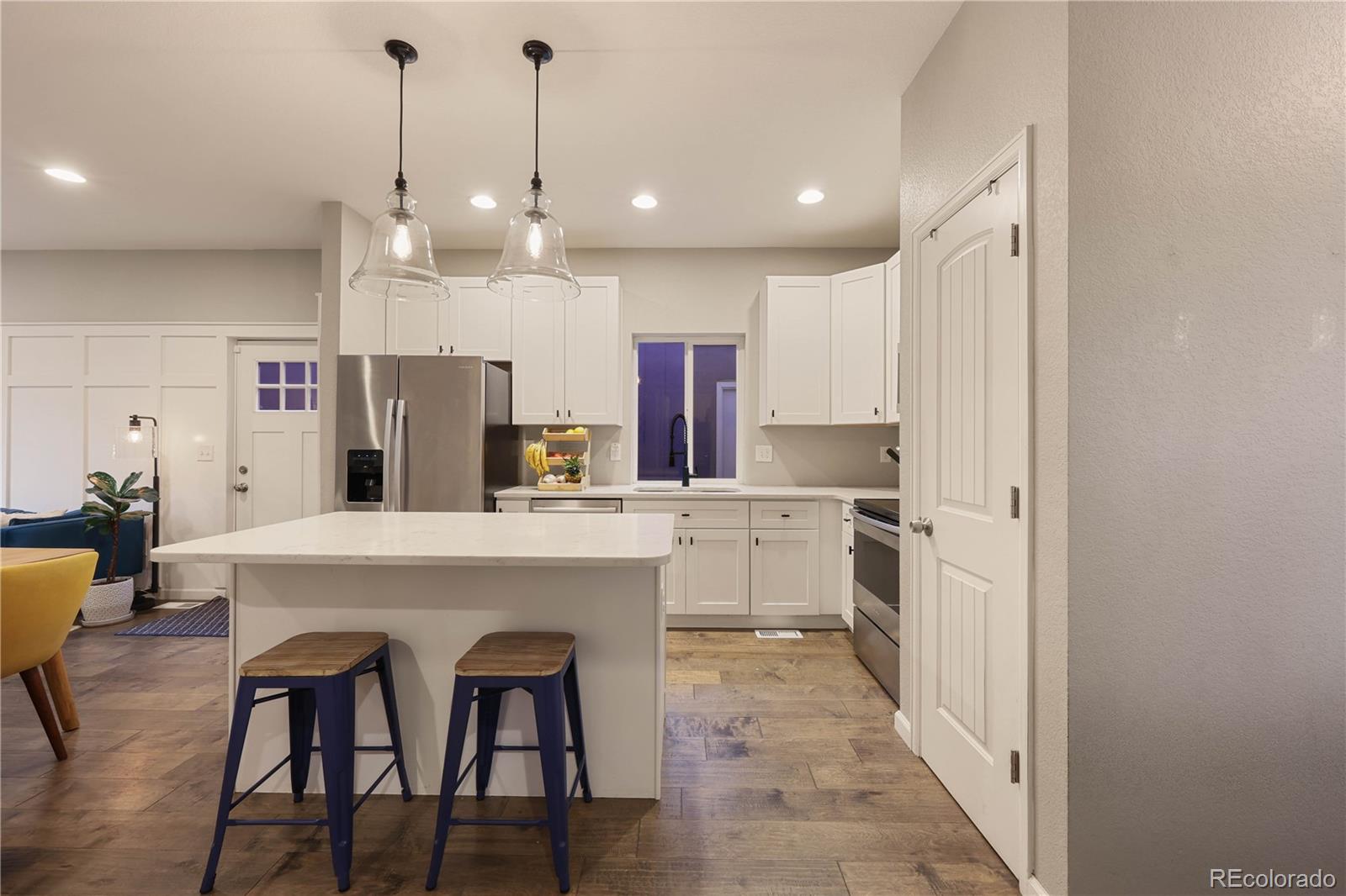 MLS Image #7 for 685 w platte avenue,colorado springs, Colorado