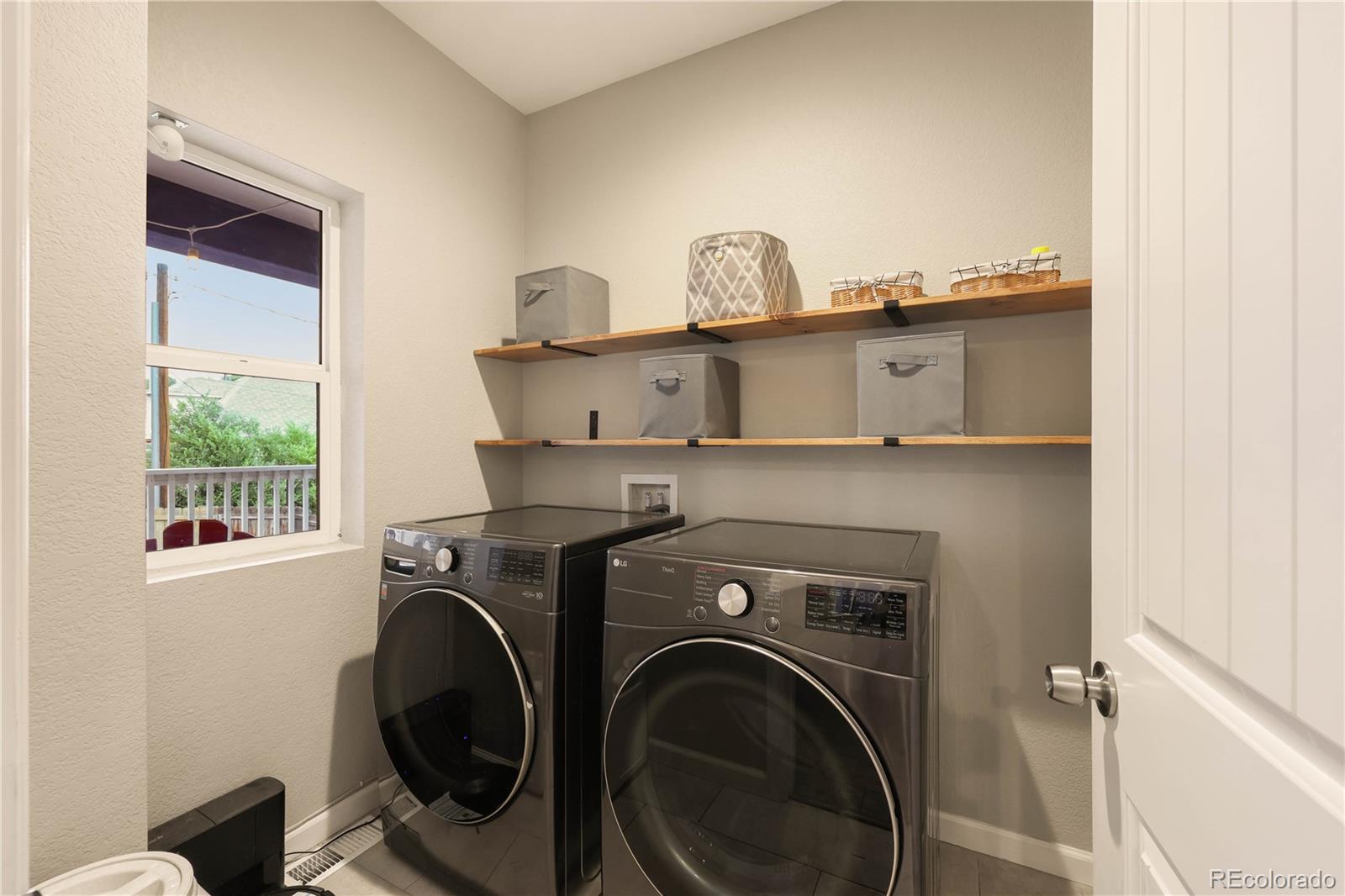 MLS Image #8 for 685 w platte avenue,colorado springs, Colorado