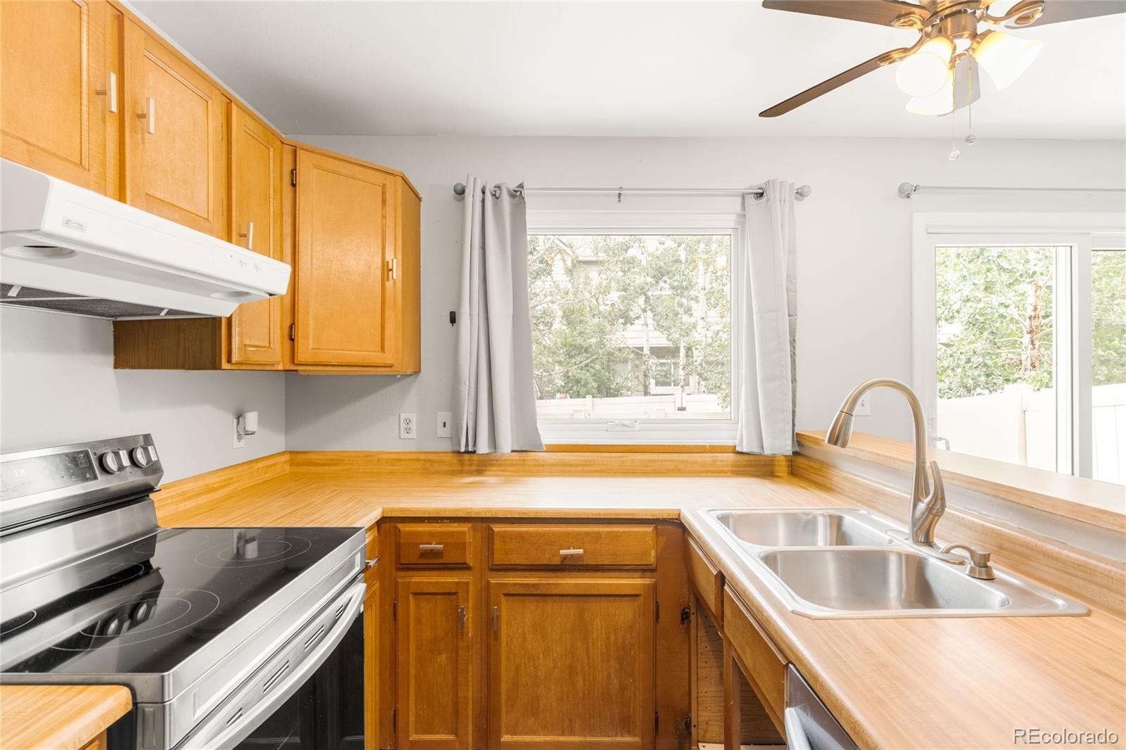 MLS Image #12 for 9657 w chatfield avenue,littleton, Colorado