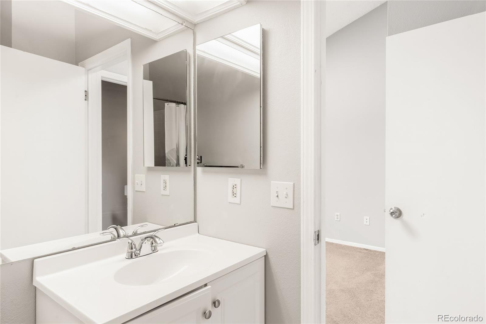 MLS Image #19 for 9657 w chatfield avenue,littleton, Colorado