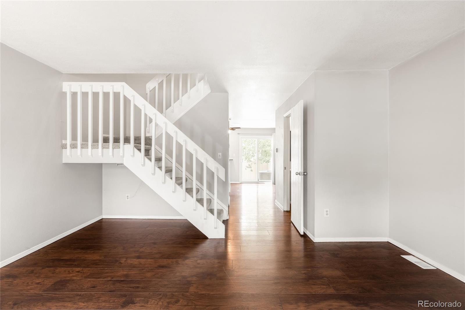 MLS Image #6 for 9657 w chatfield avenue,littleton, Colorado