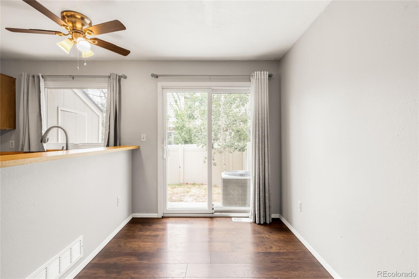 MLS Image #8 for 9657 w chatfield avenue,littleton, Colorado