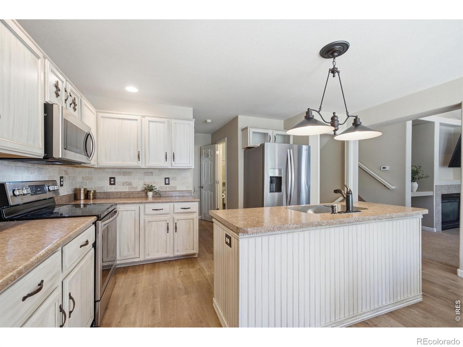 MLS Image #12 for 45  sebring lane,johnstown, Colorado