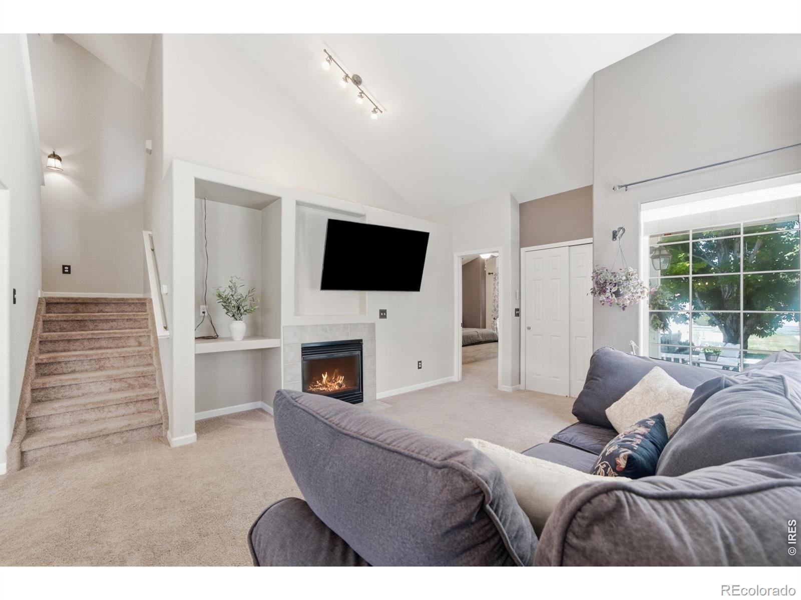 MLS Image #9 for 45  sebring lane,johnstown, Colorado