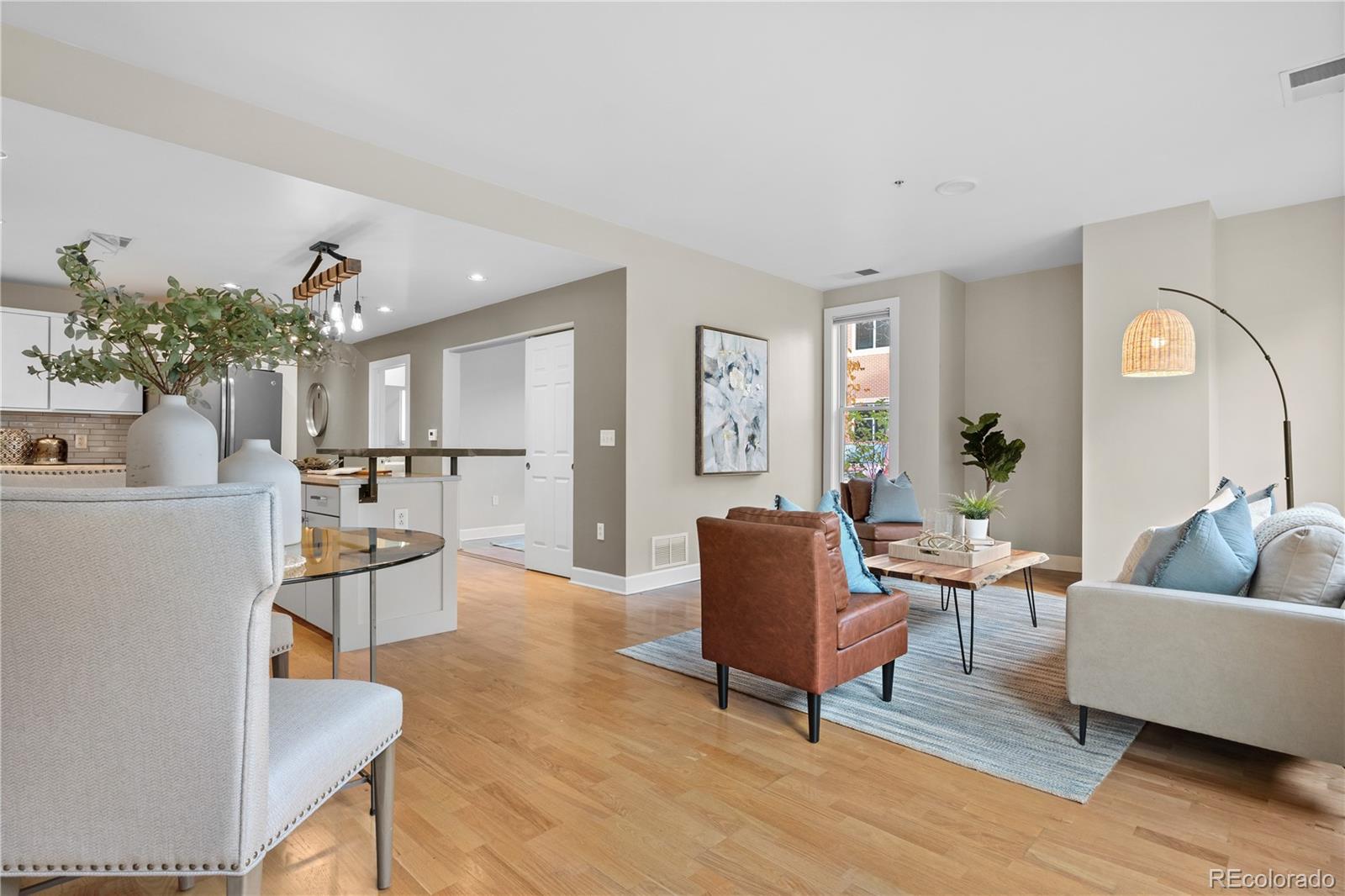 MLS Image #22 for 1630 n clarkson street,denver, Colorado