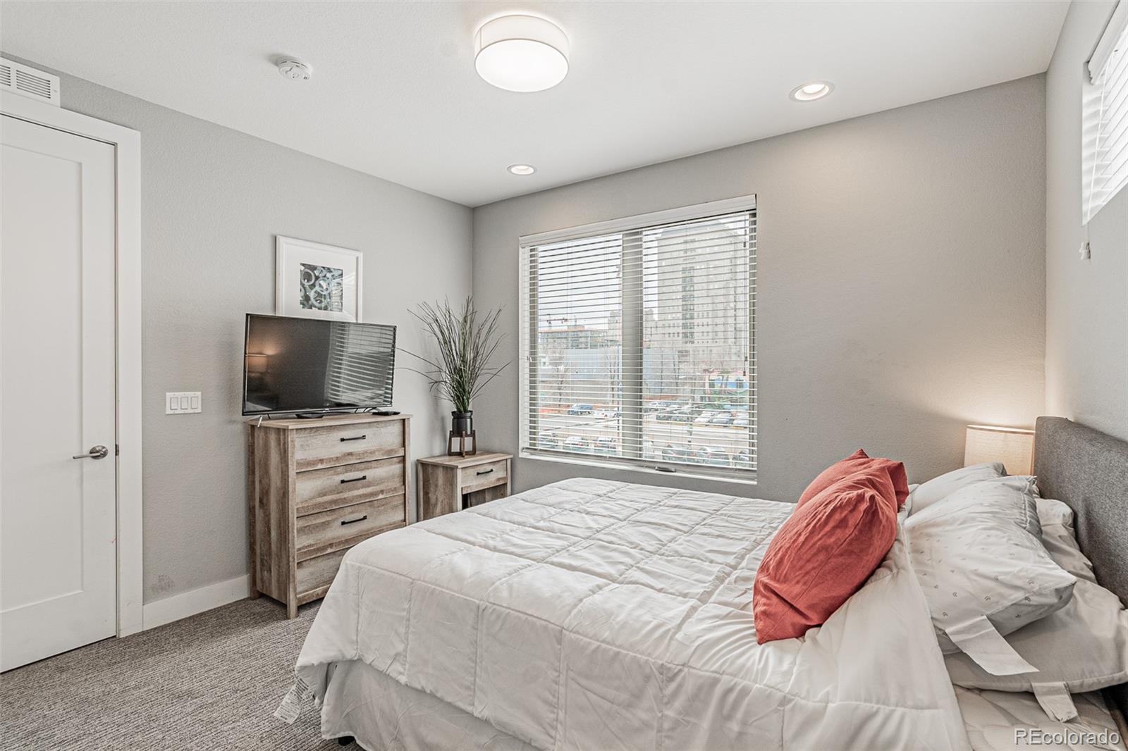 MLS Image #17 for 1323  elati street 6,denver, Colorado