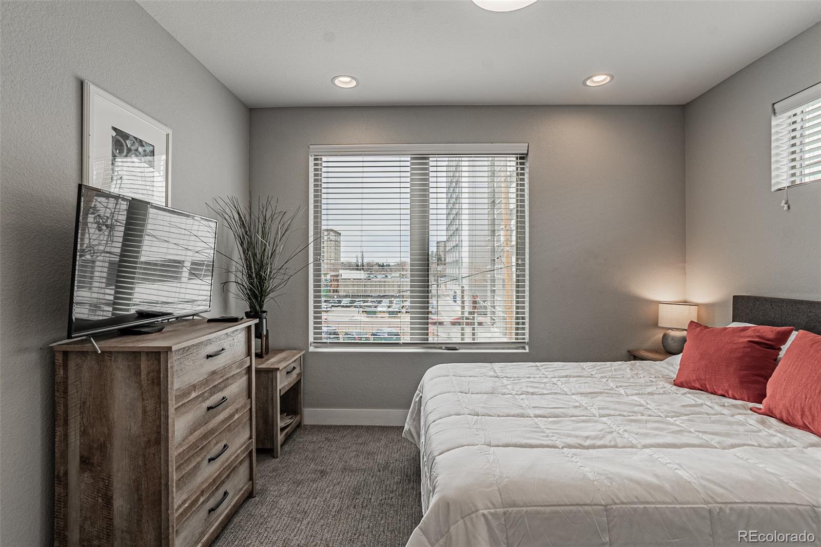 MLS Image #18 for 1323  elati street 6,denver, Colorado